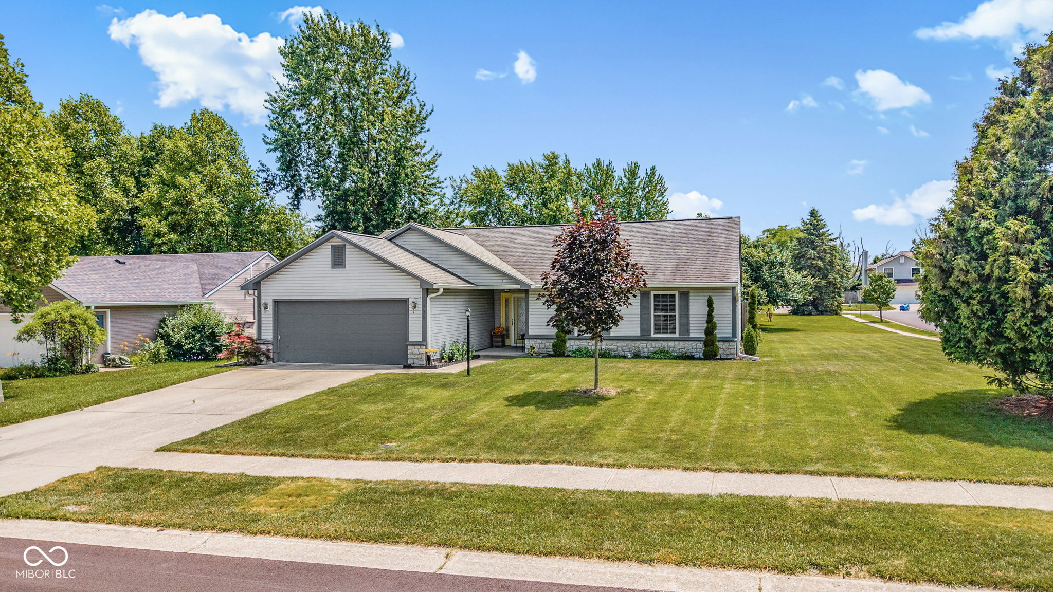 5473 Kelly Anne Way