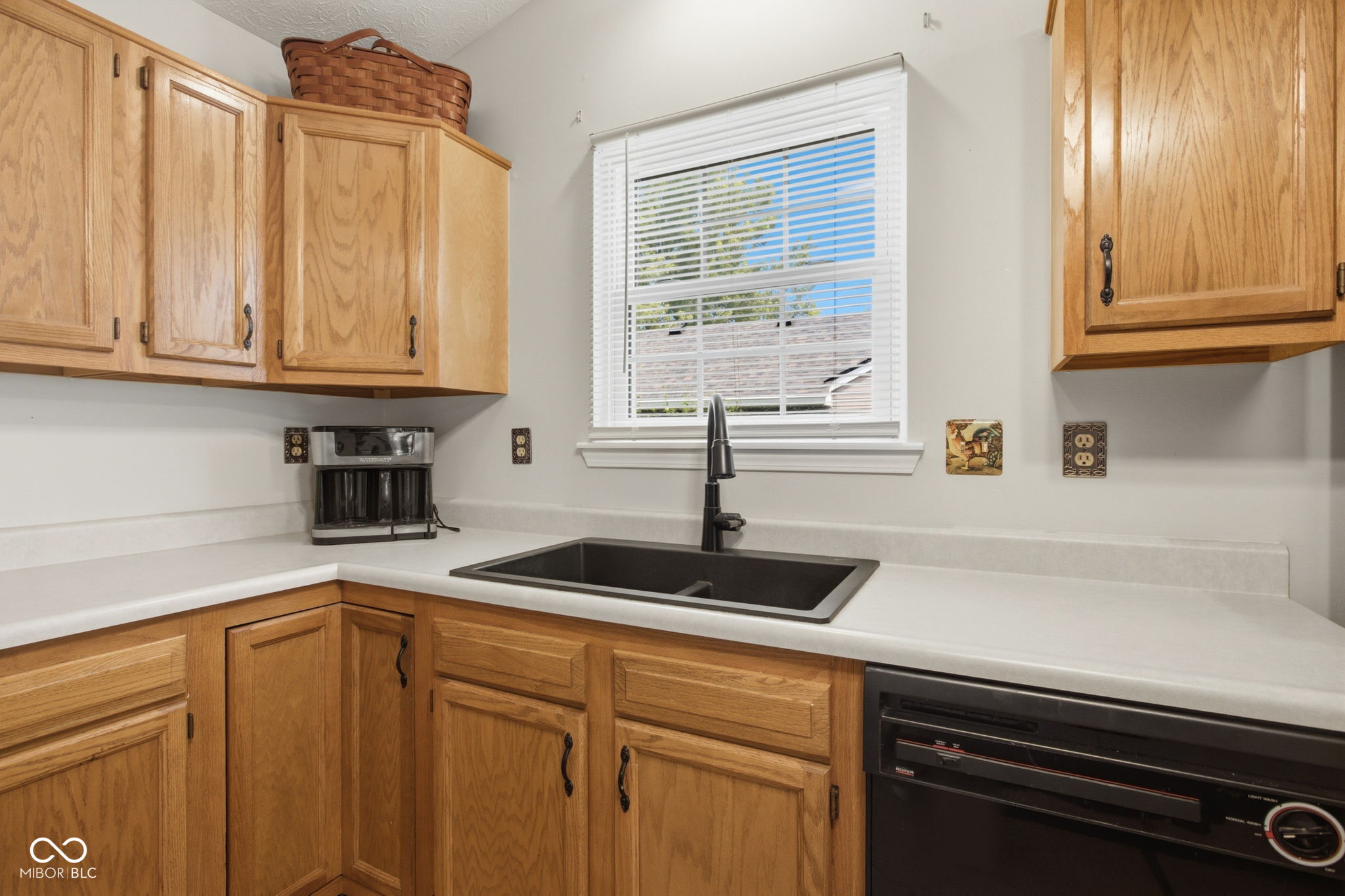 5473 Kelly Anne Way