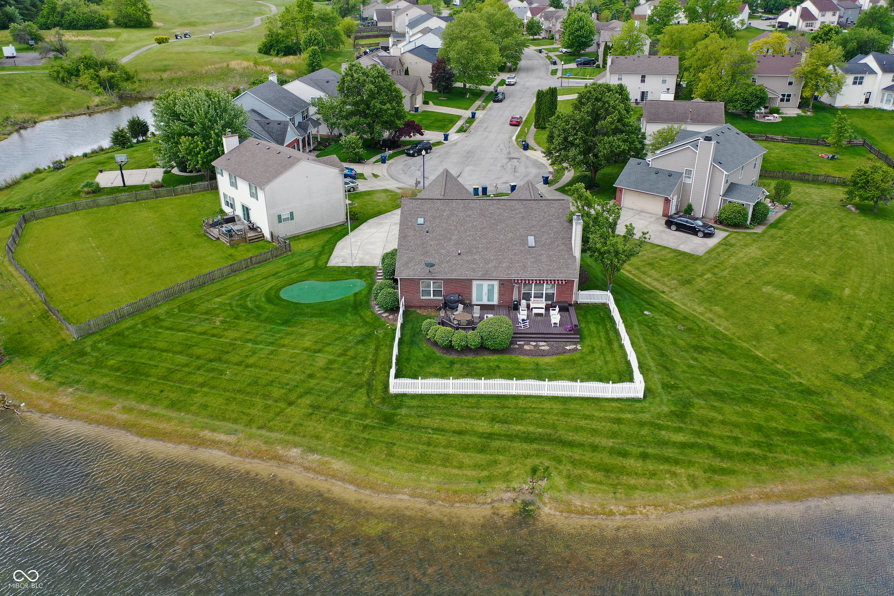 5518 Hammock Glen Drive