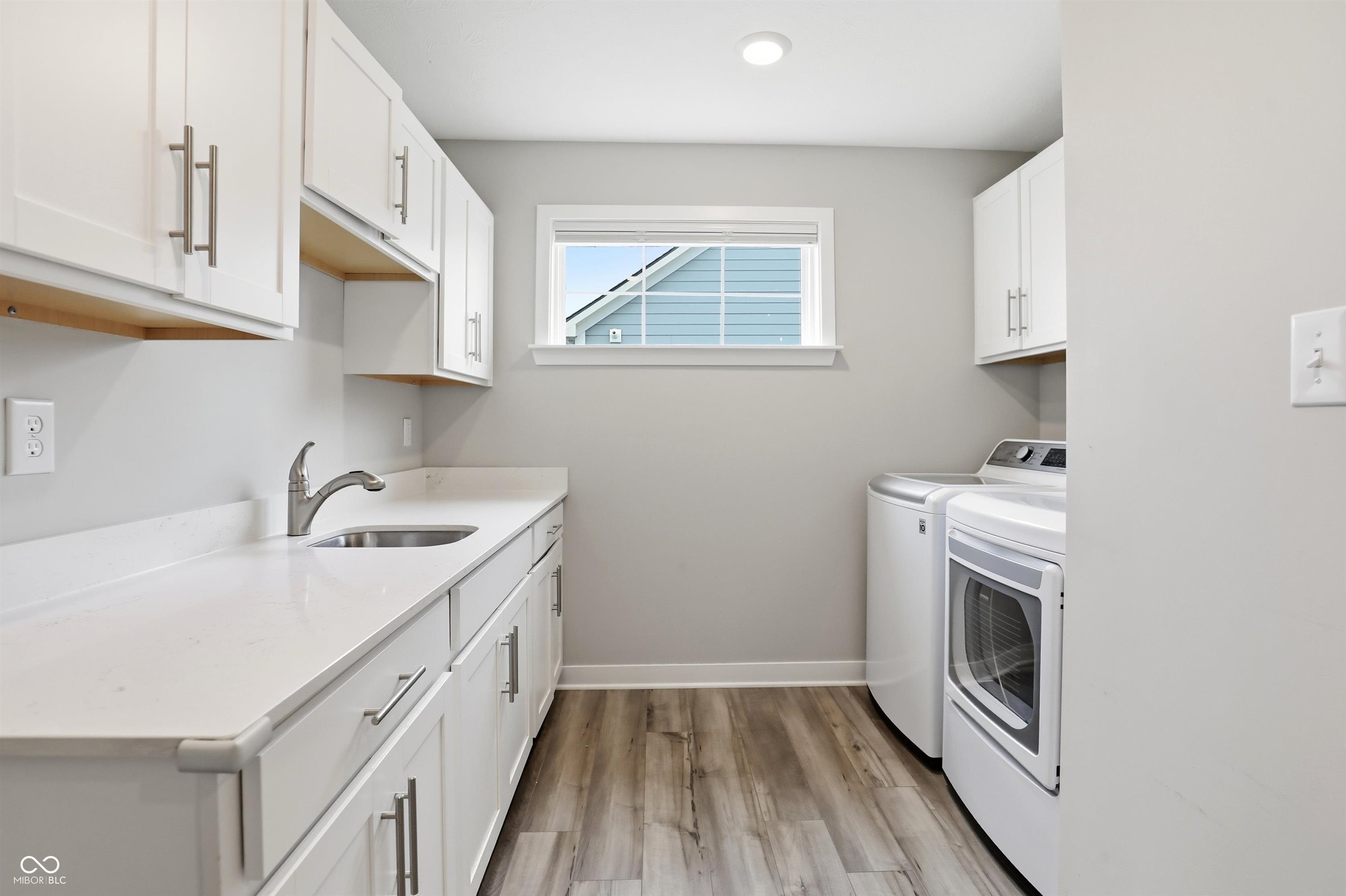 2277 W 171st
