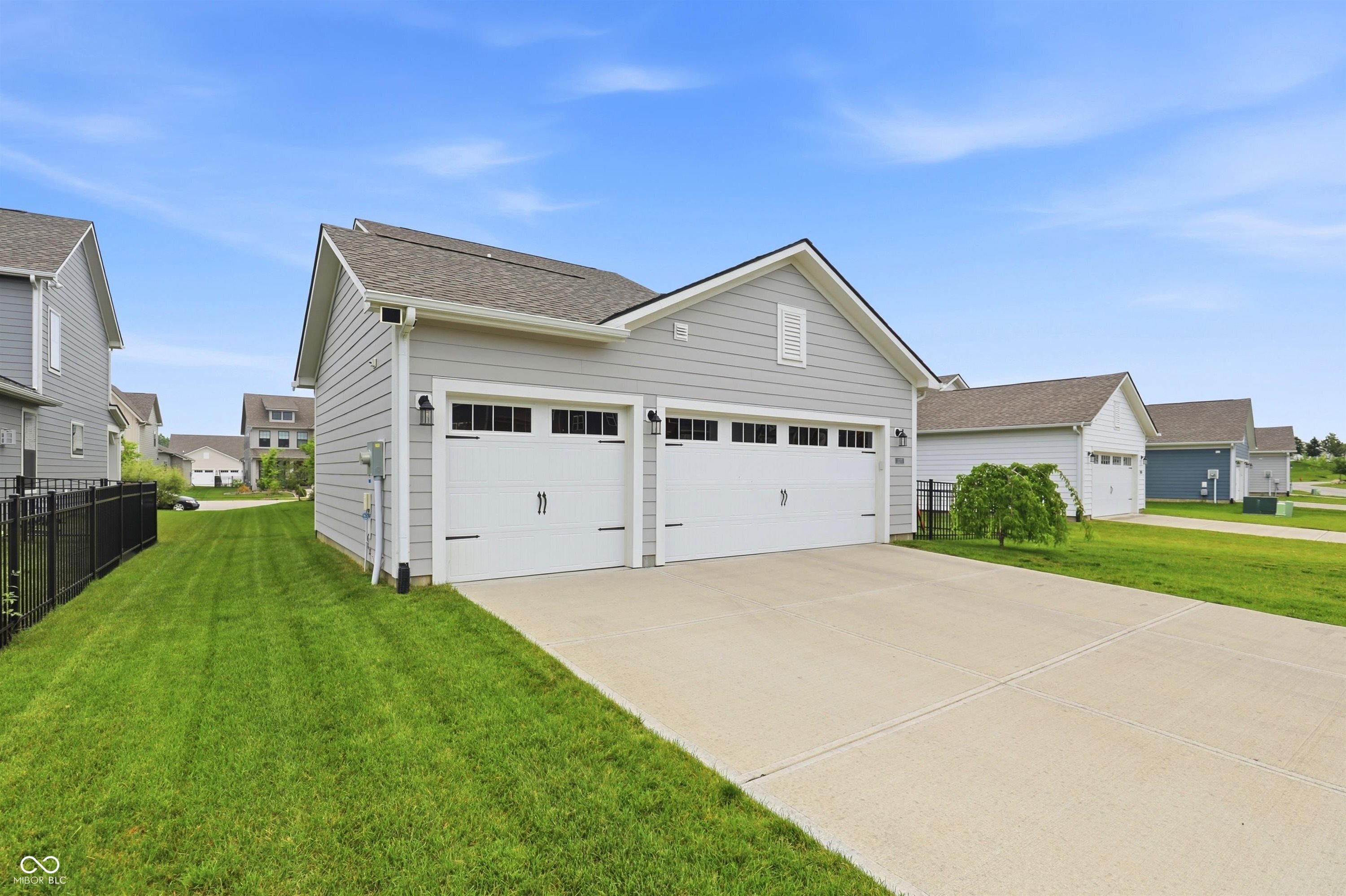 2277 W 171st