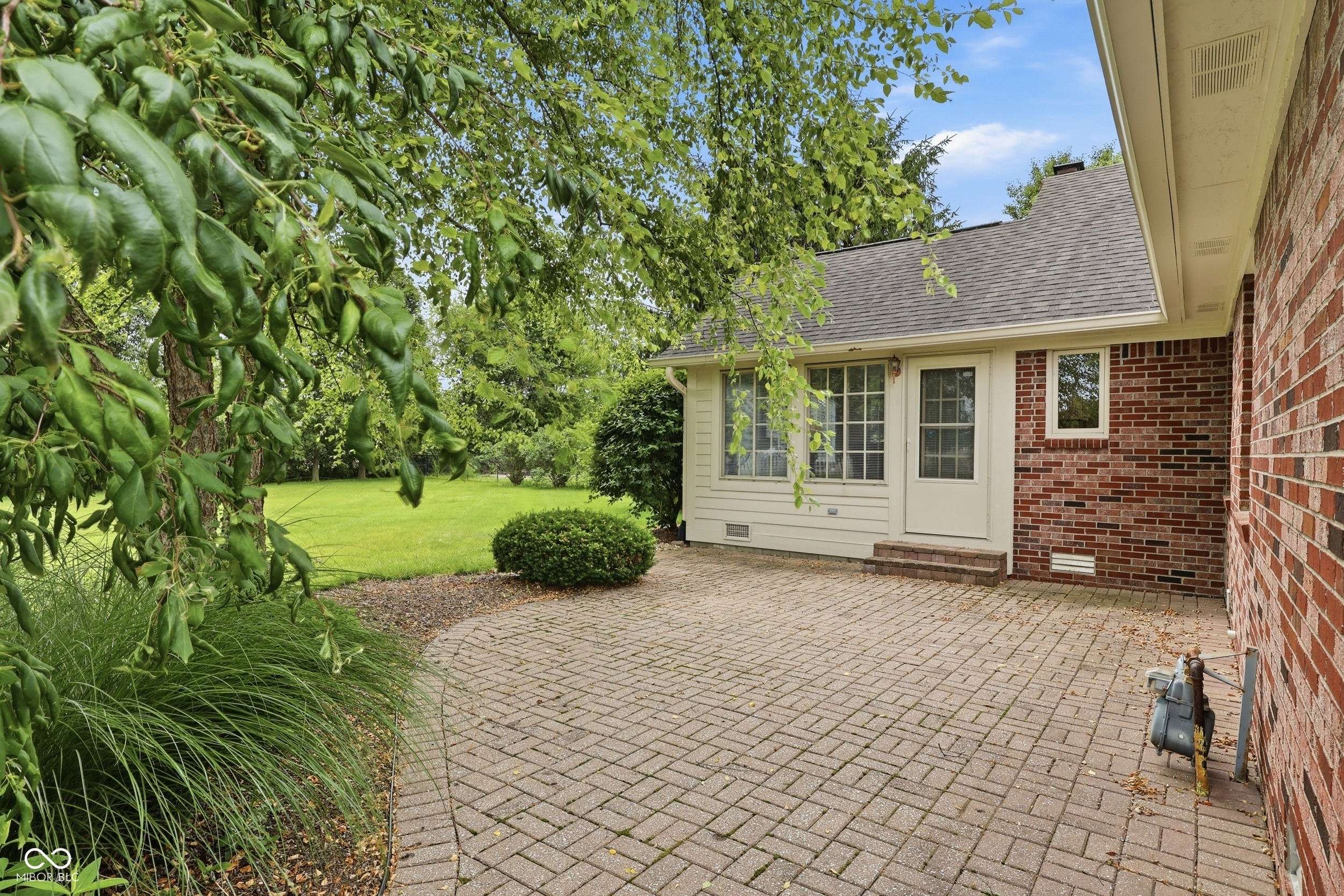 3343 S Rosewind Drive