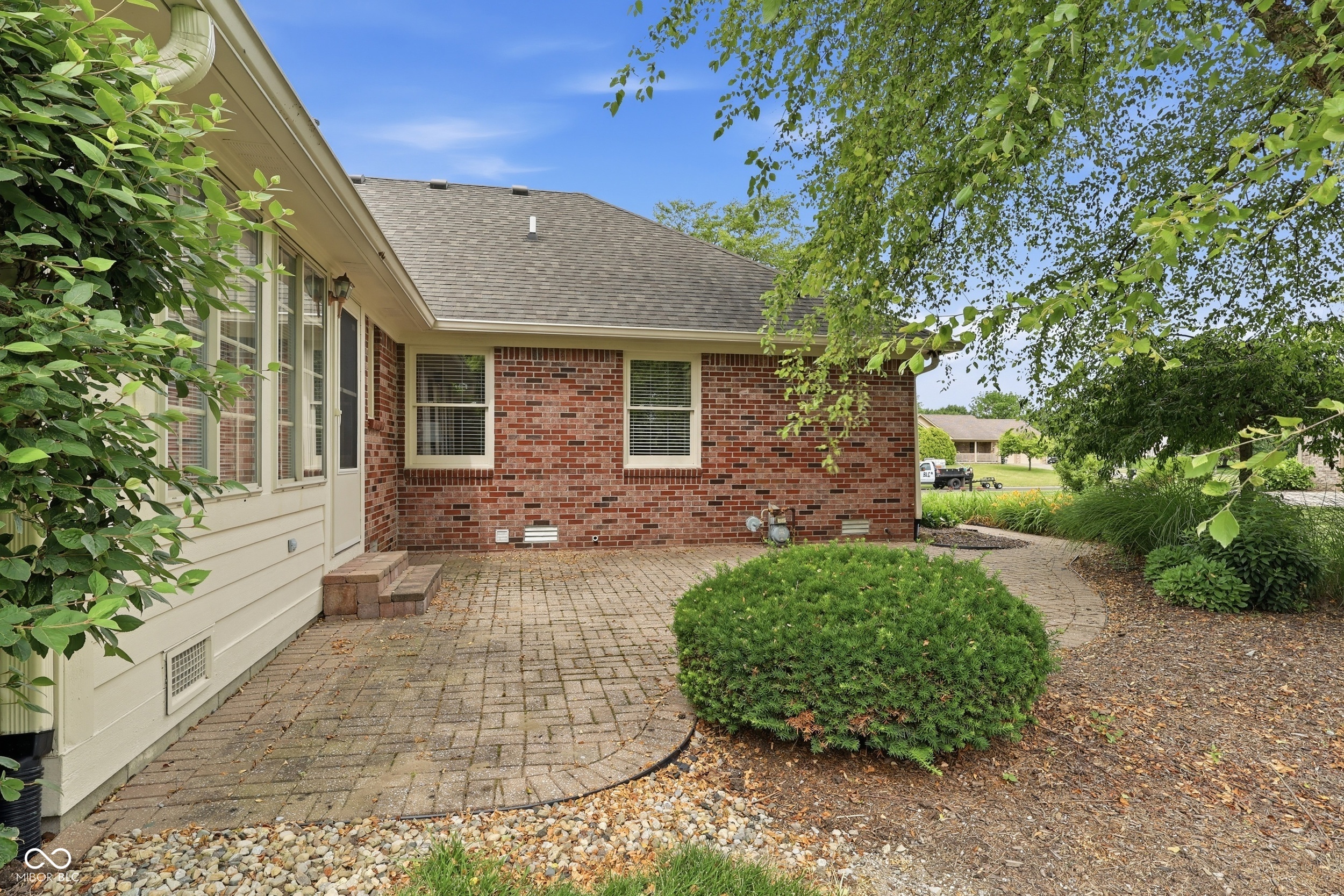 3343 S Rosewind Drive