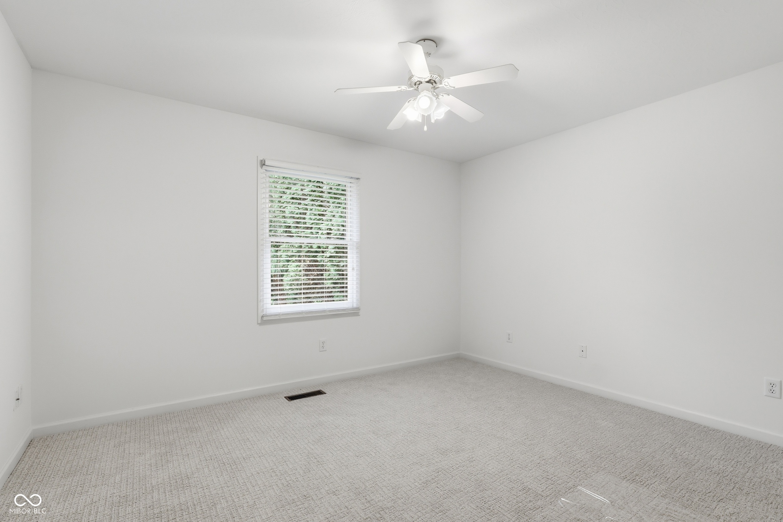 3343 S Rosewind Drive