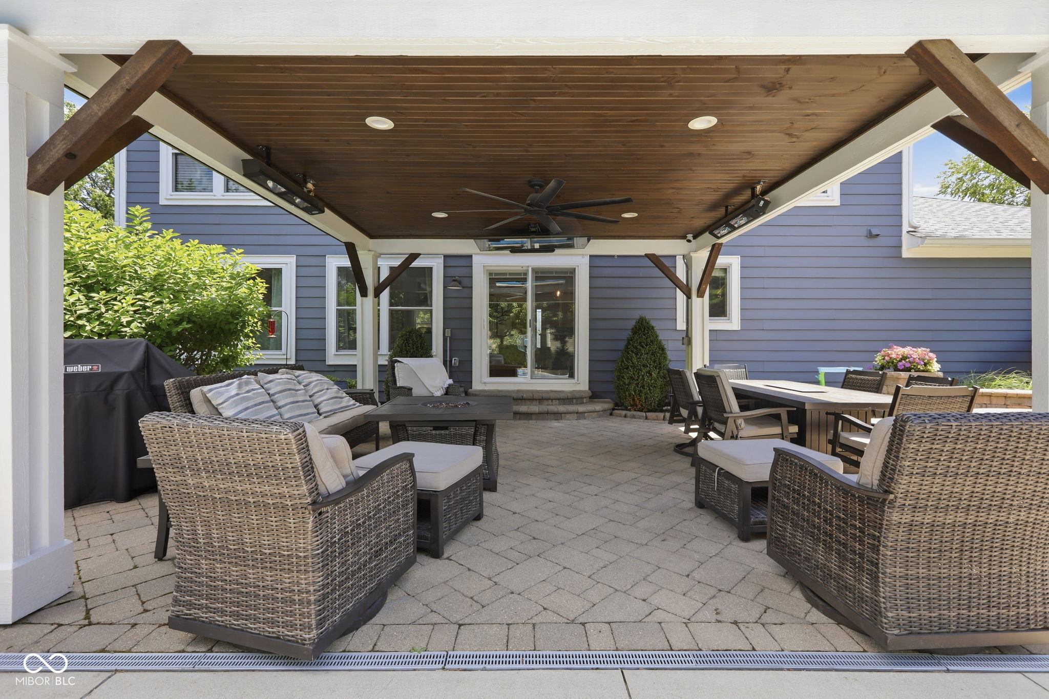 8404 Eastbay Drive
