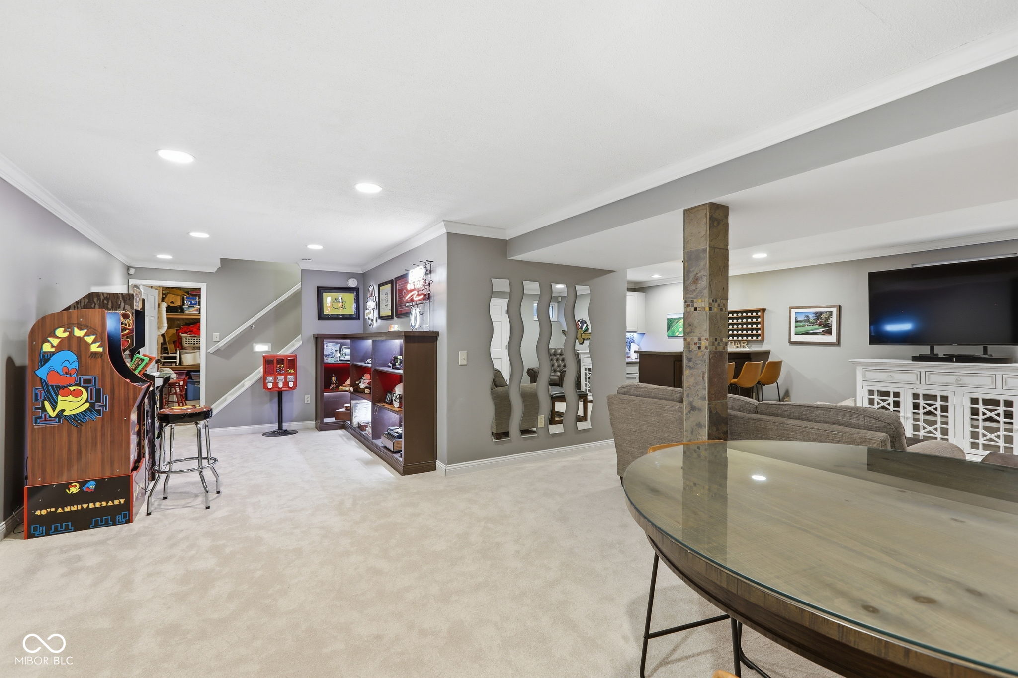 8404 Eastbay Drive