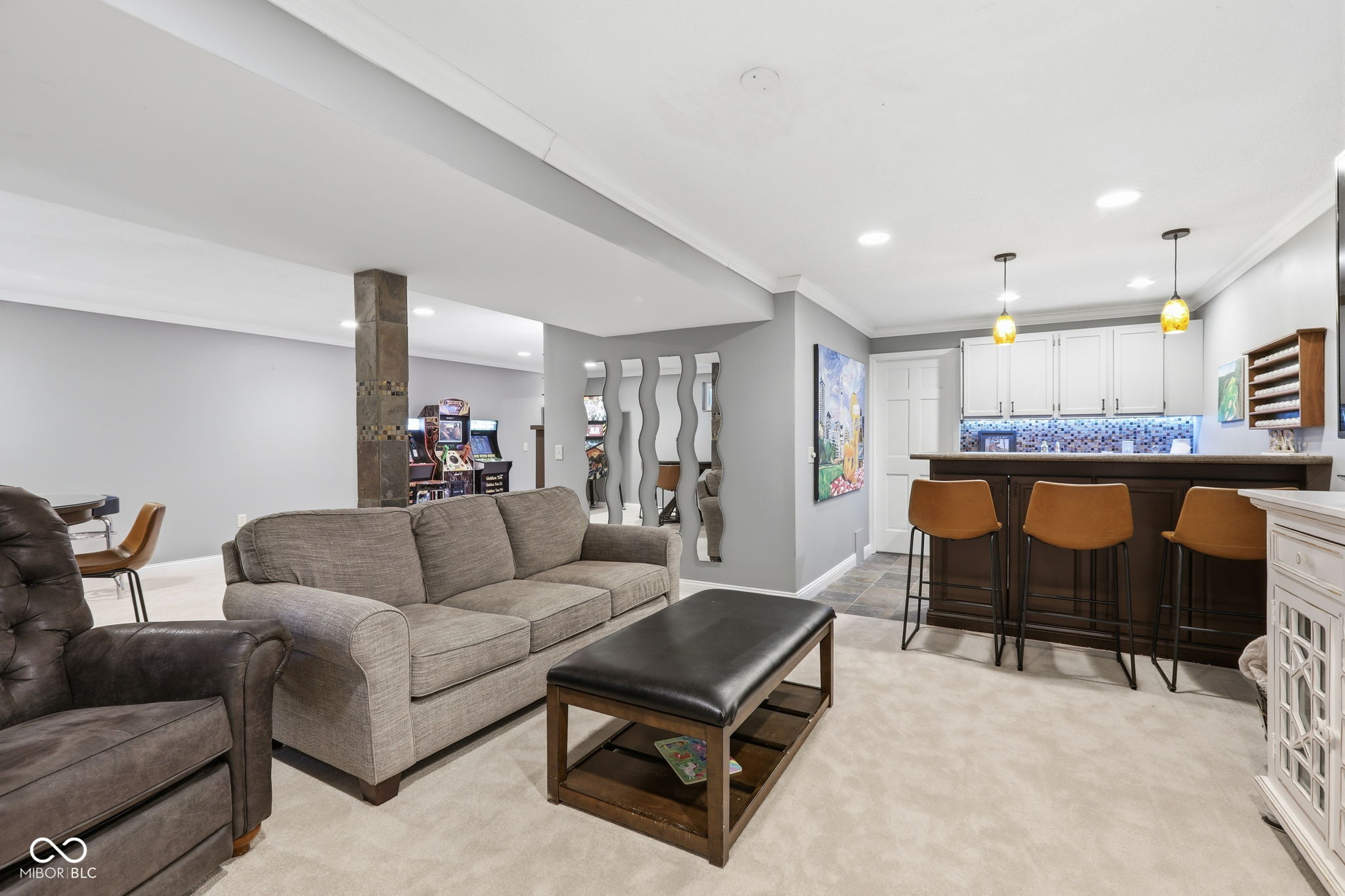 8404 Eastbay Drive