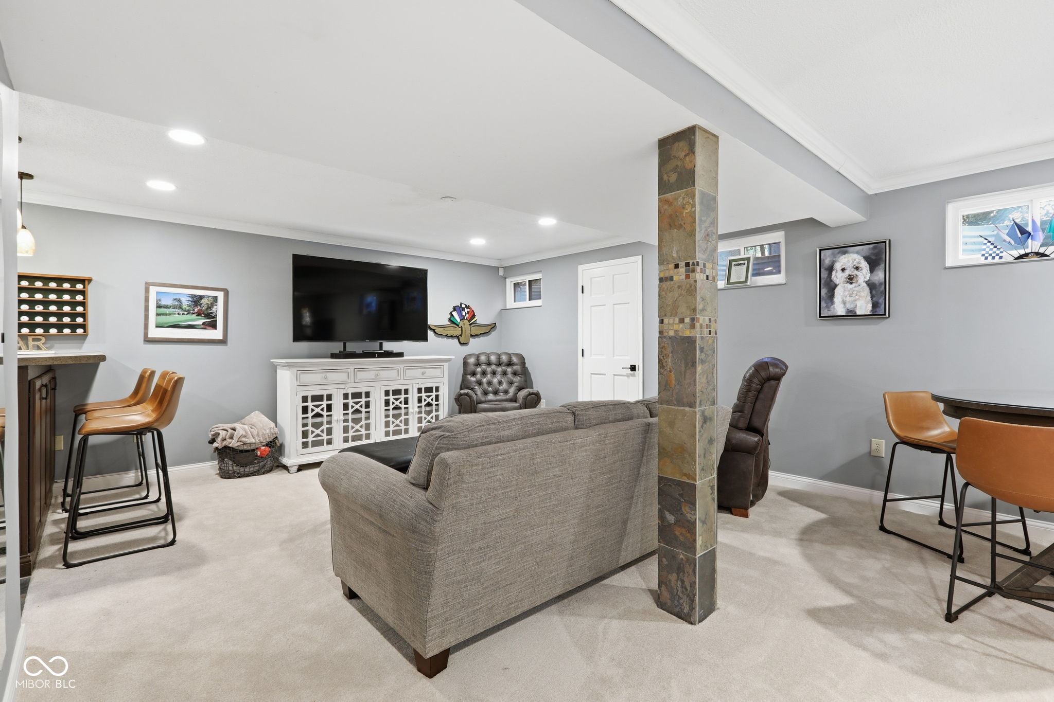 8404 Eastbay Drive