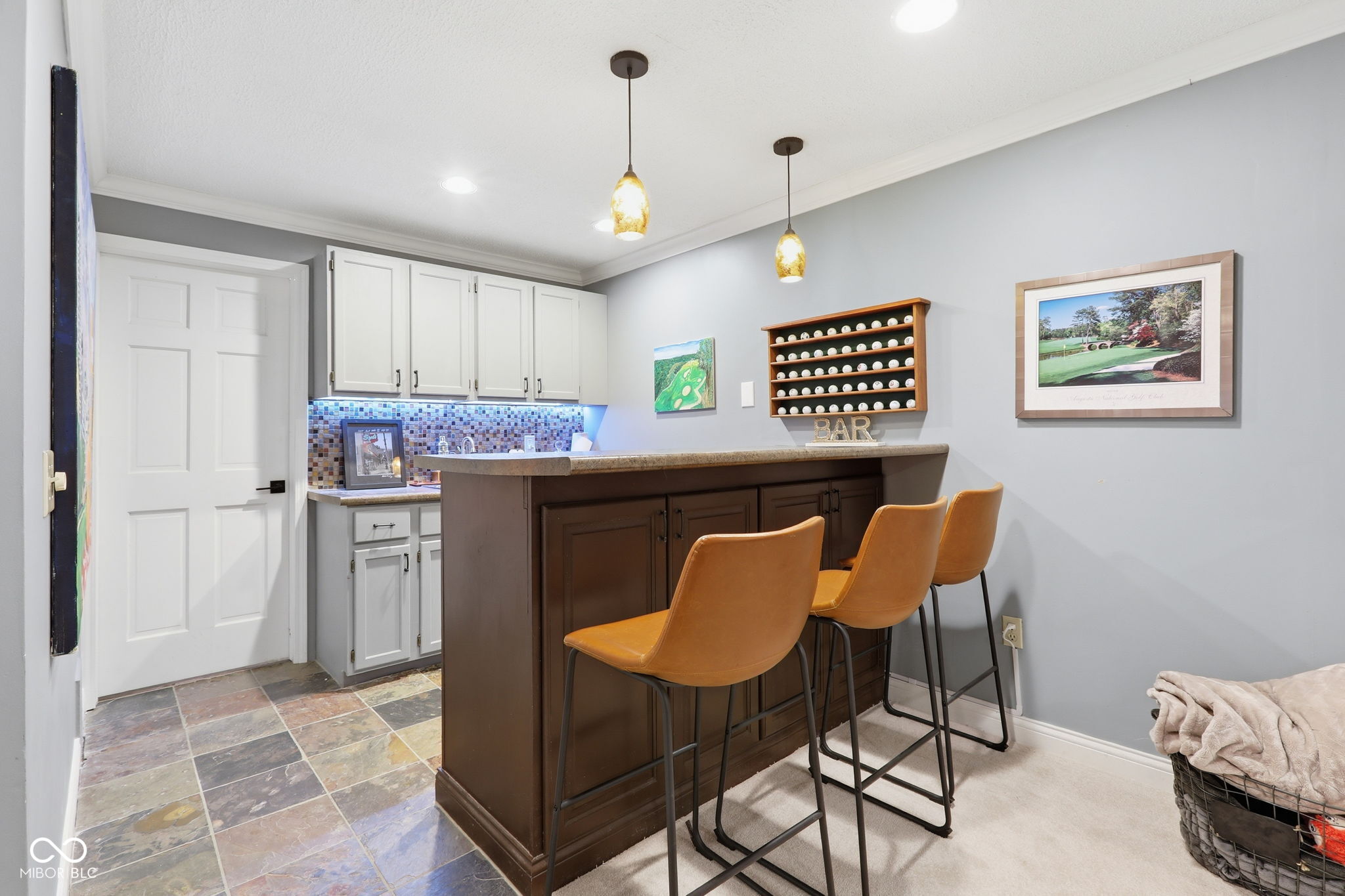 8404 Eastbay Drive