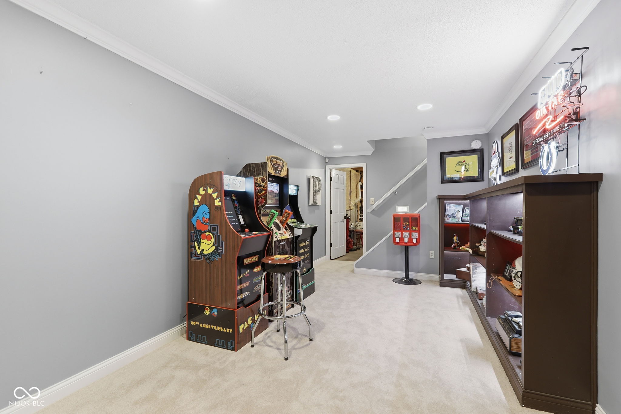 8404 Eastbay Drive