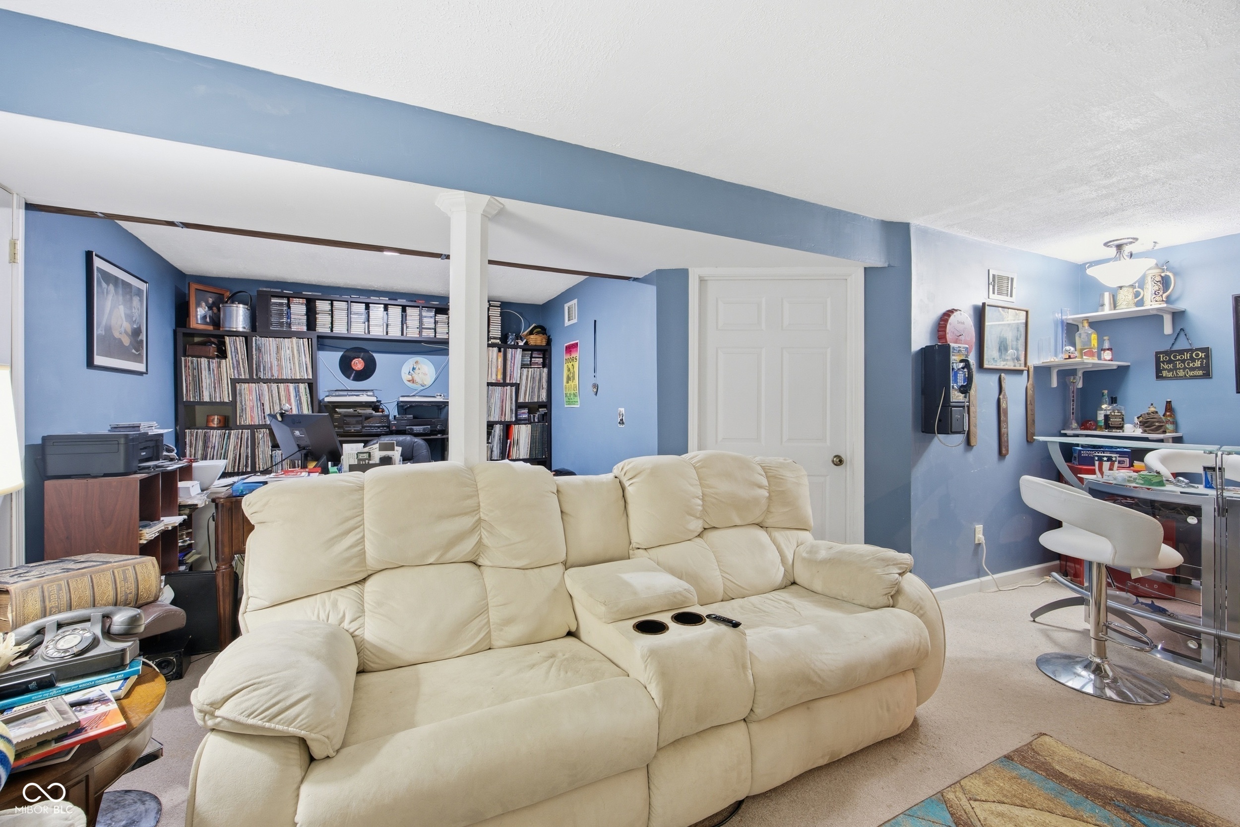8250 Carloway Road