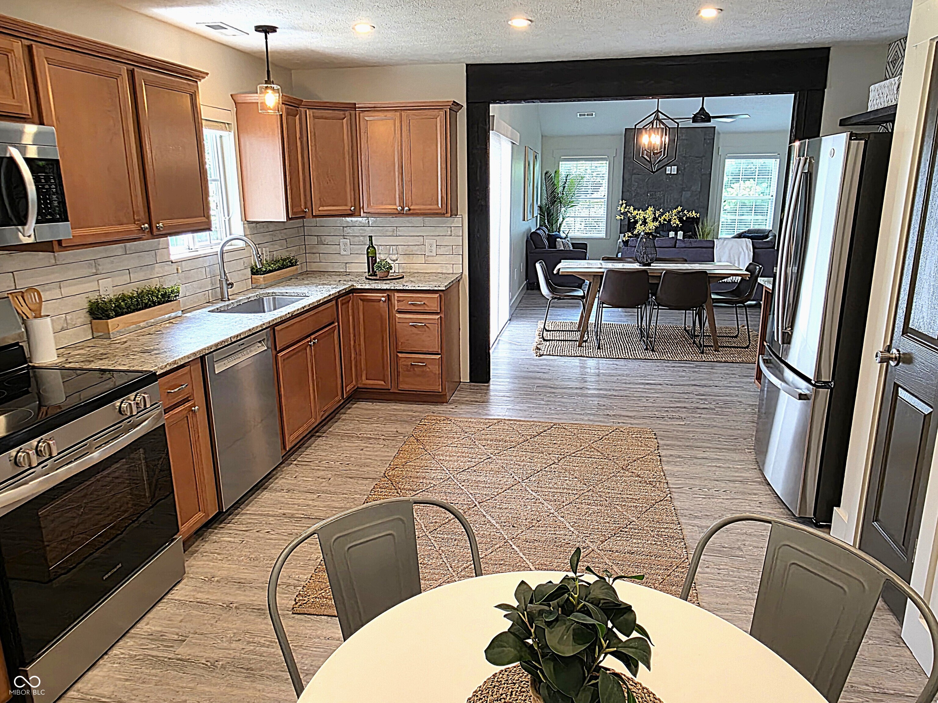 3864 Cornwallis Lane