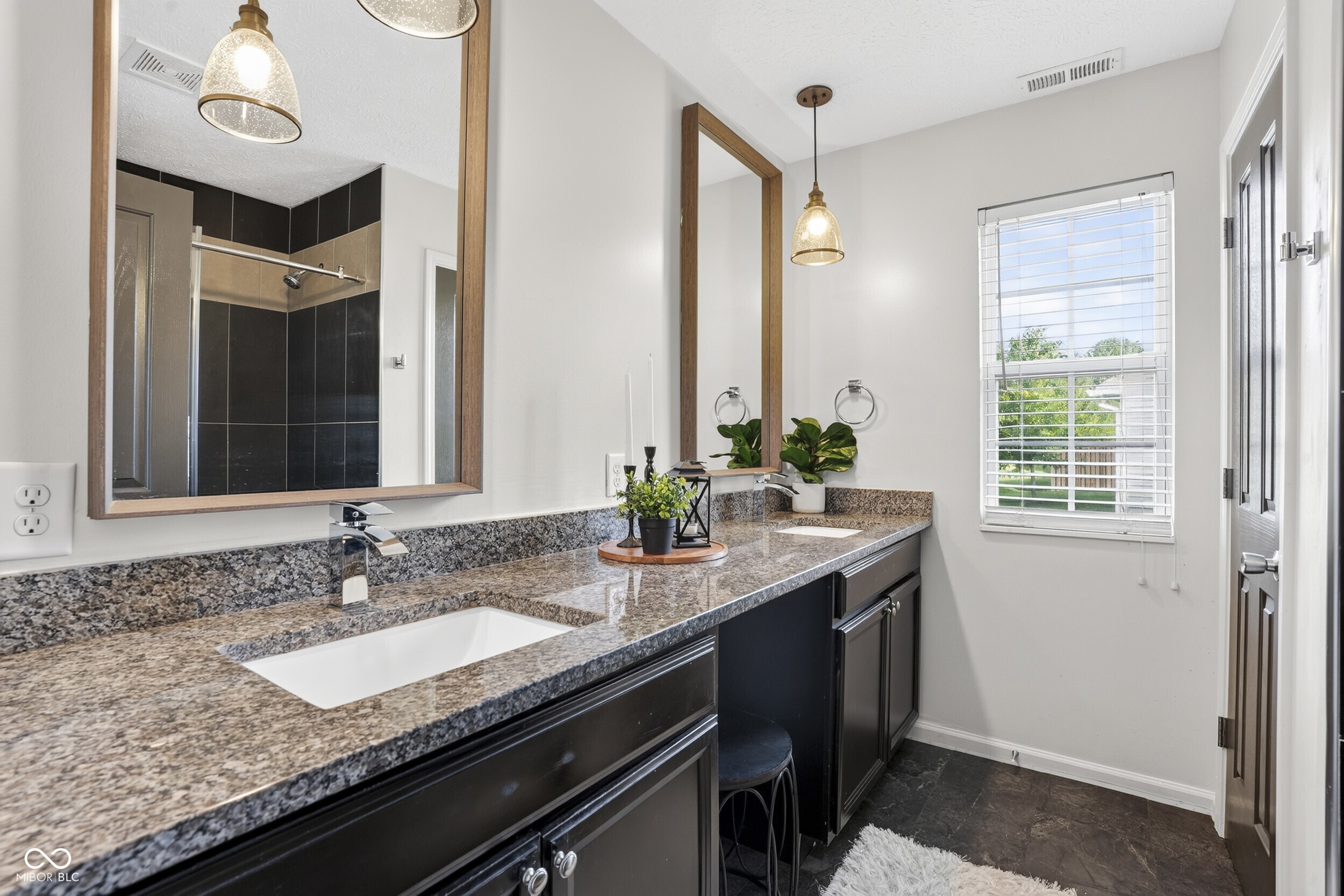 3864 Cornwallis Lane