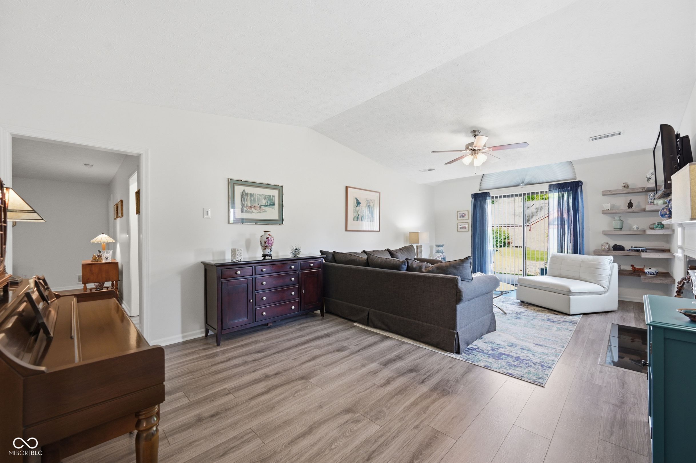 9278 Oak Run East Drive