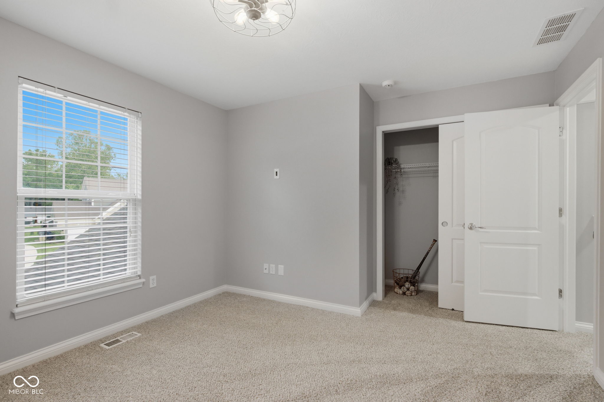 3050 W Morse Drive