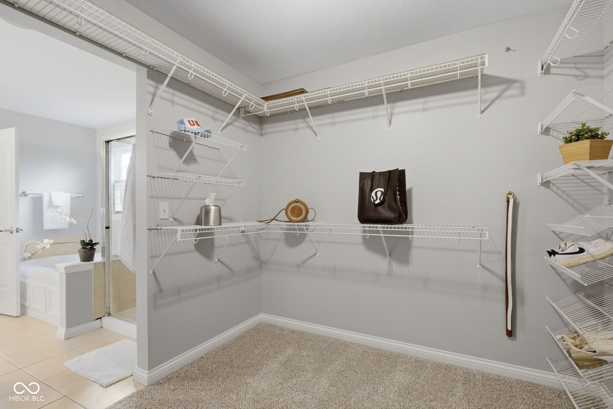 3050 W Morse Drive