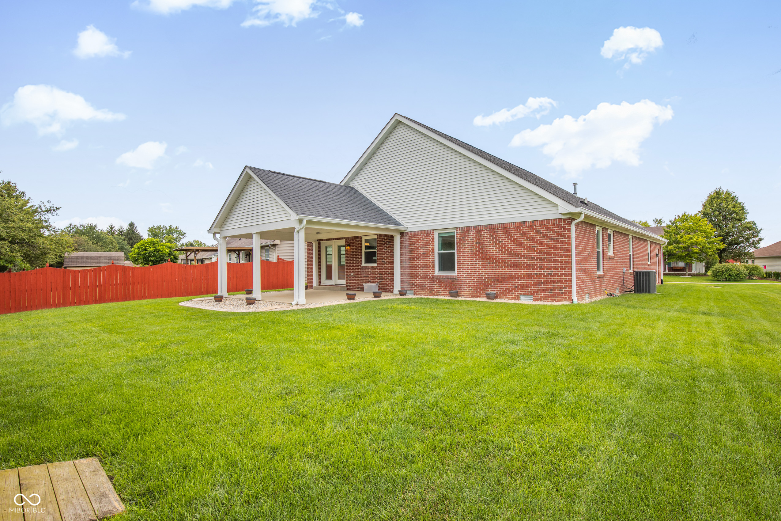 4321 W Summerhaven Drive