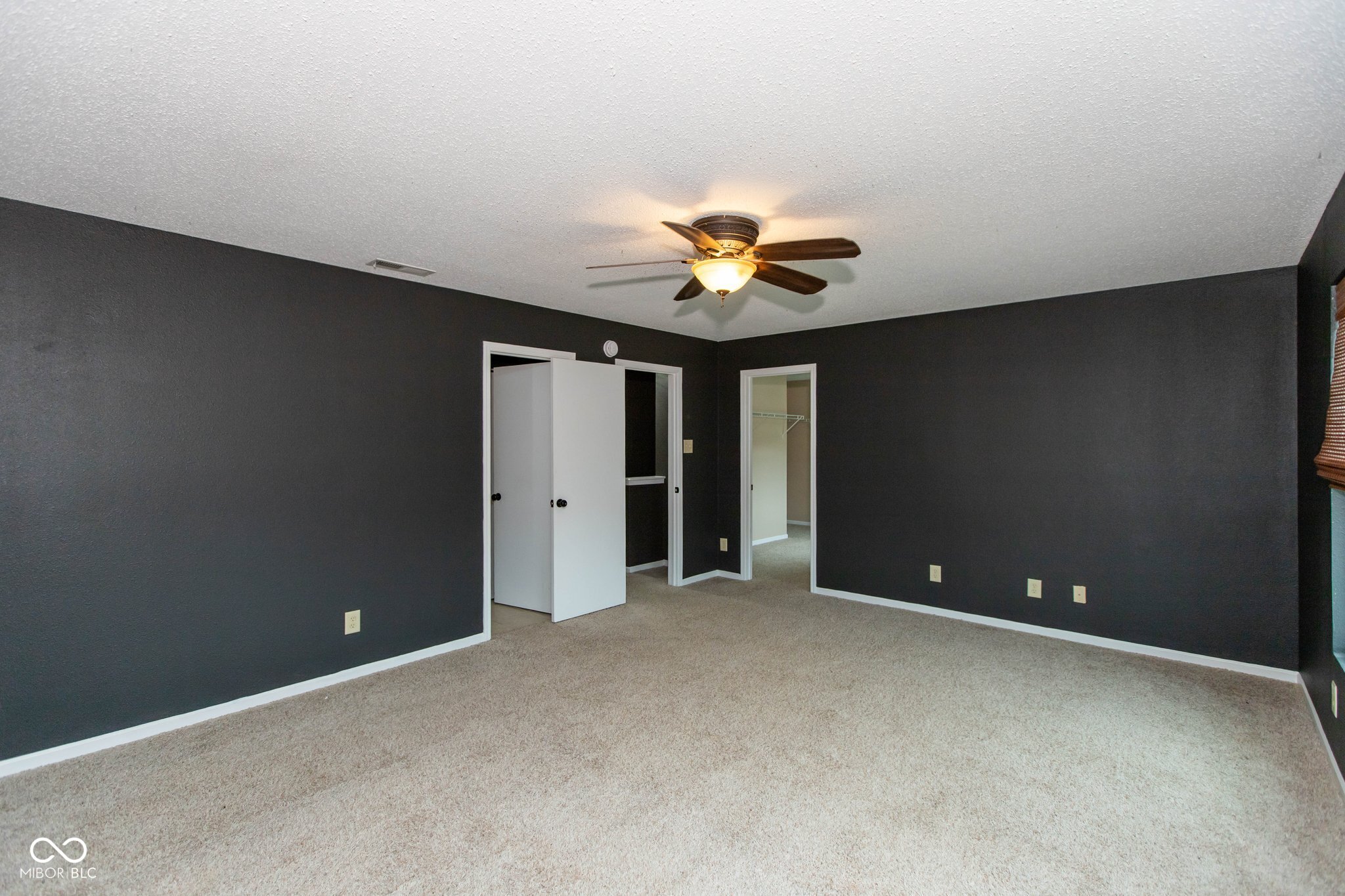 9698 W Lantern Lane