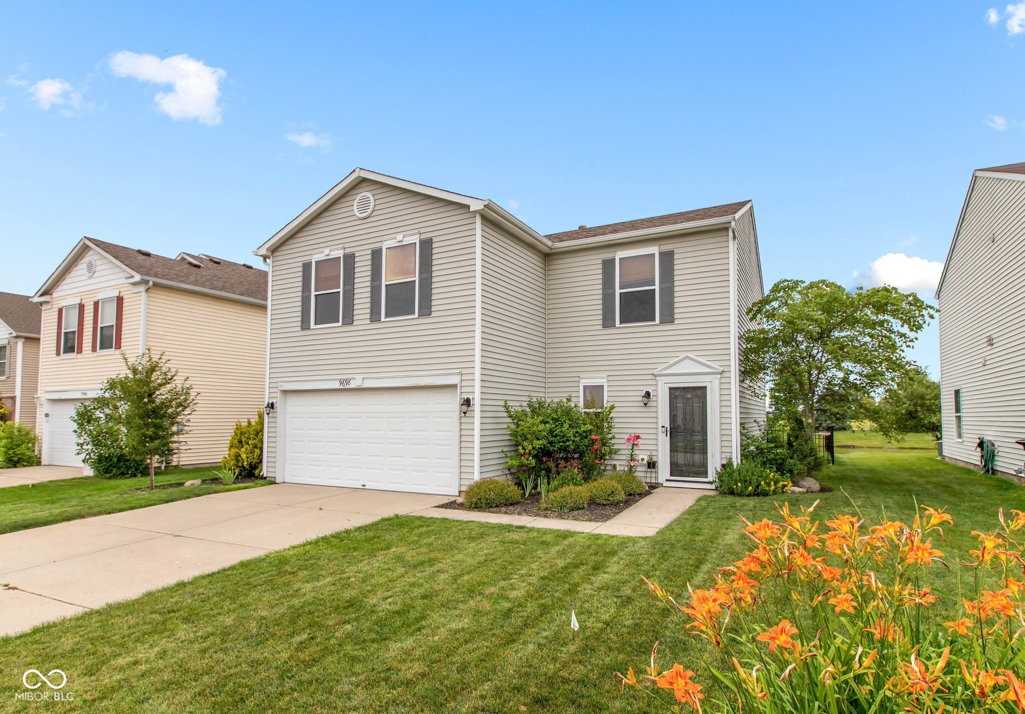 9698 W Lantern Lane