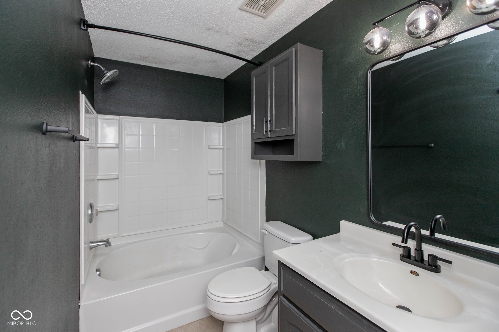 9698 W Lantern Lane