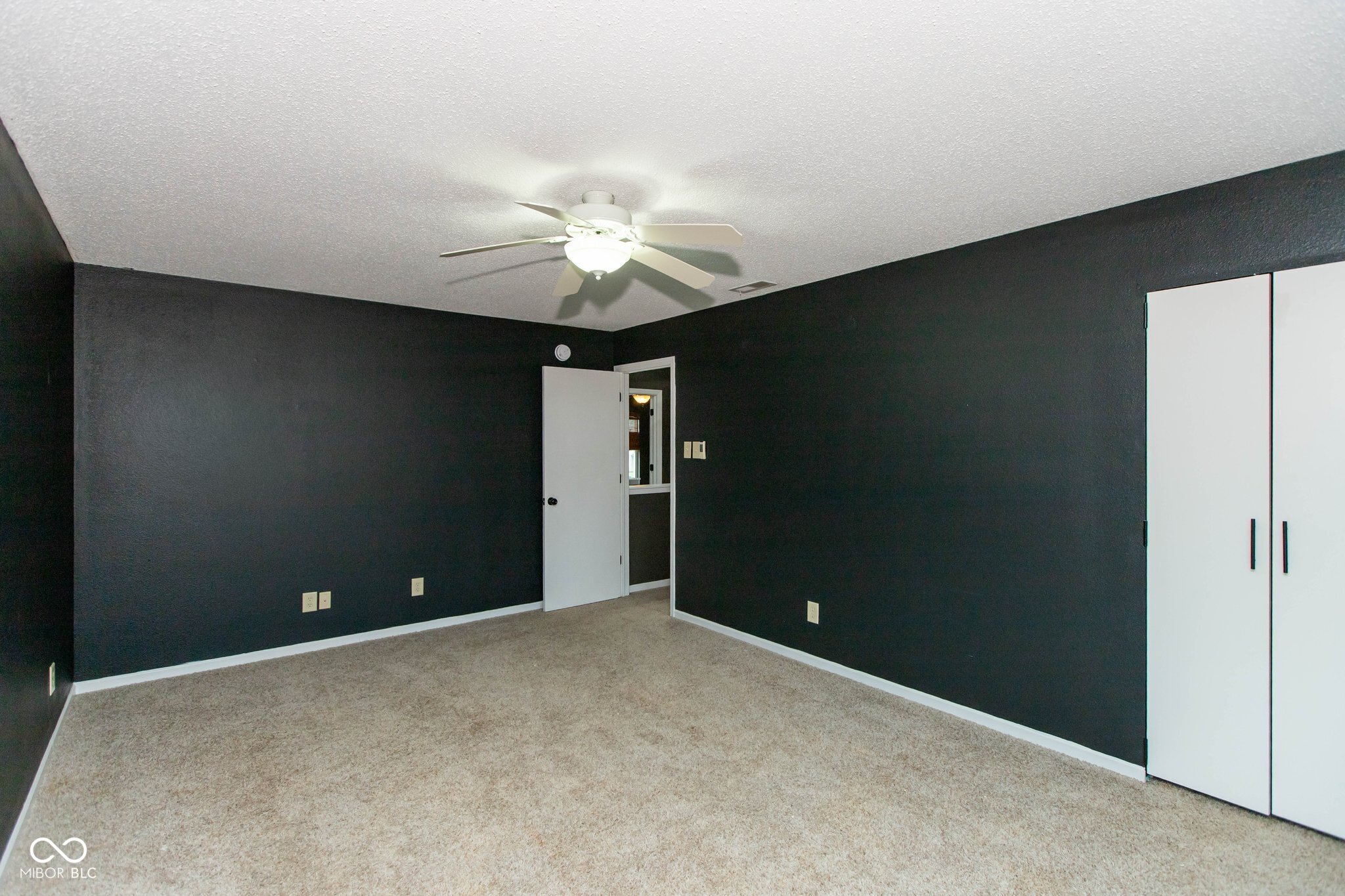 9698 W Lantern Lane