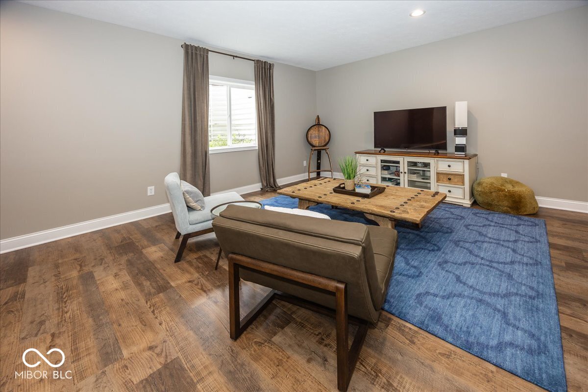 9976 Win Star Way