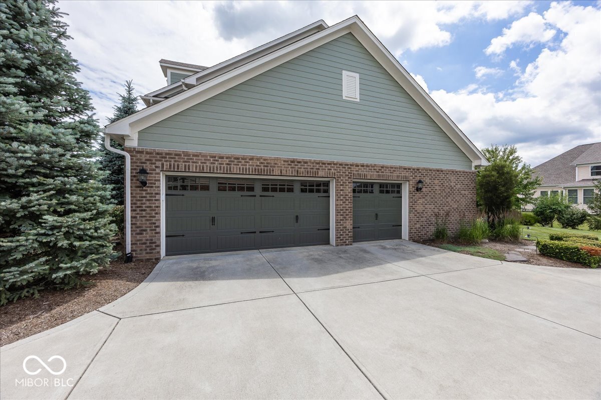 9976 Win Star Way