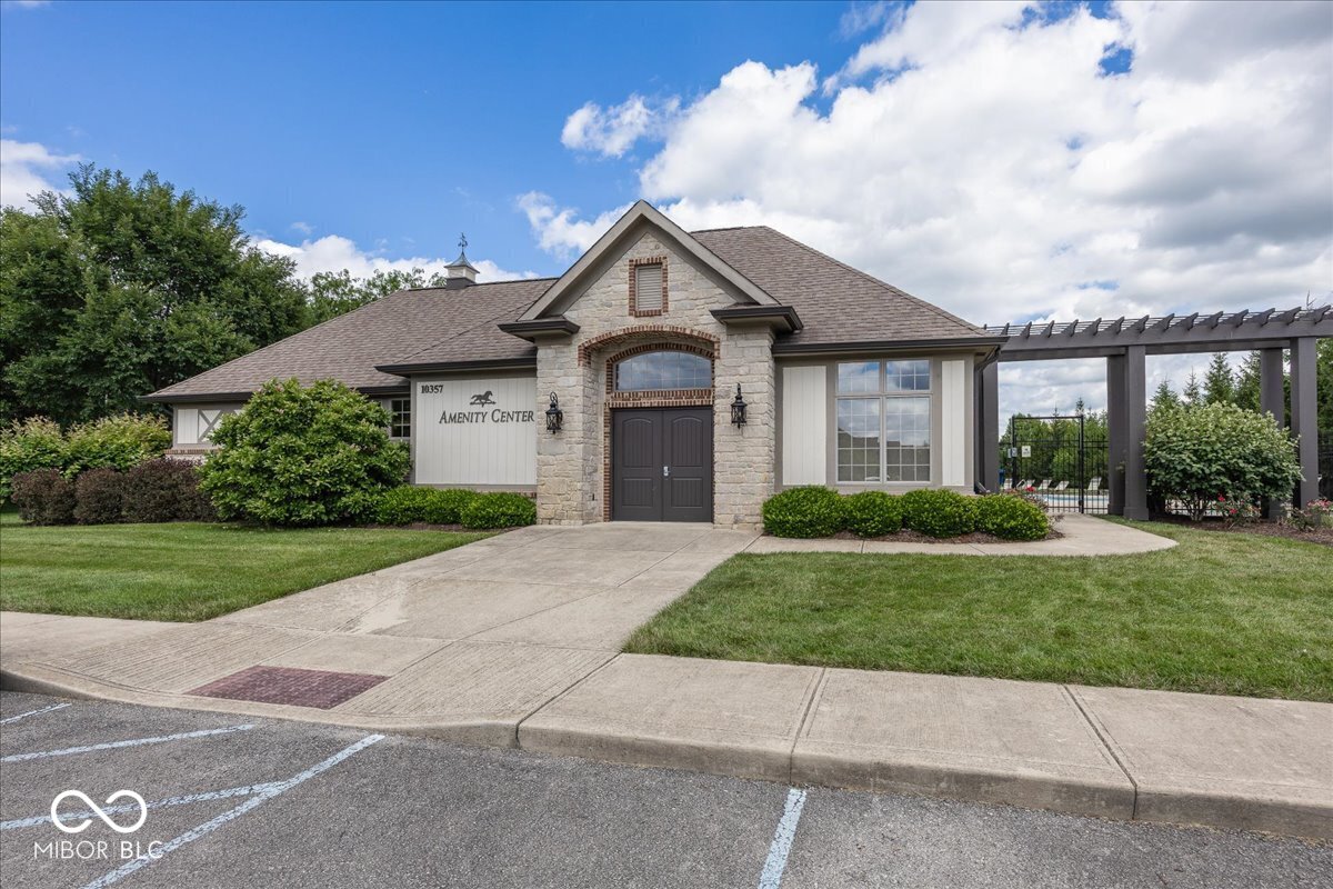 9976 Win Star Way