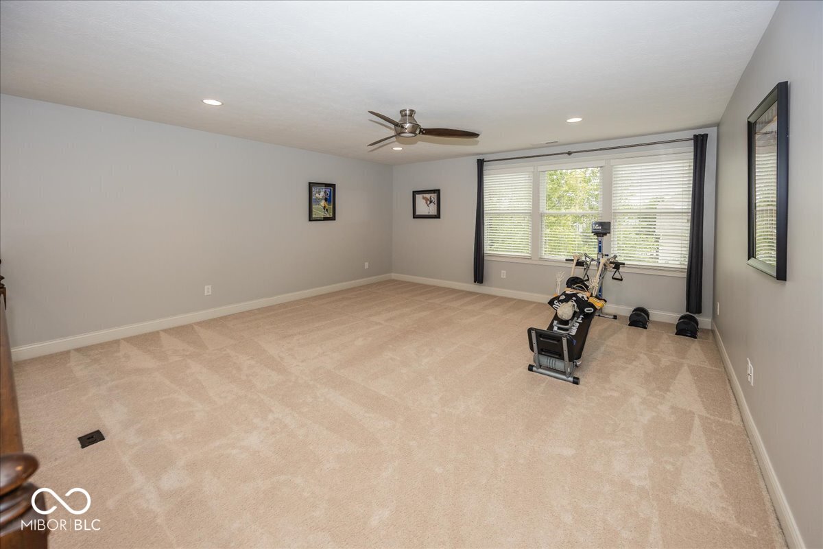 9976 Win Star Way