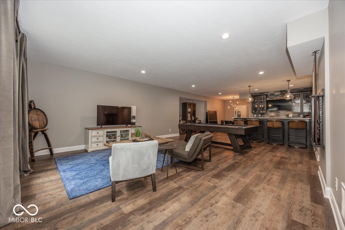 9976 Win Star Way