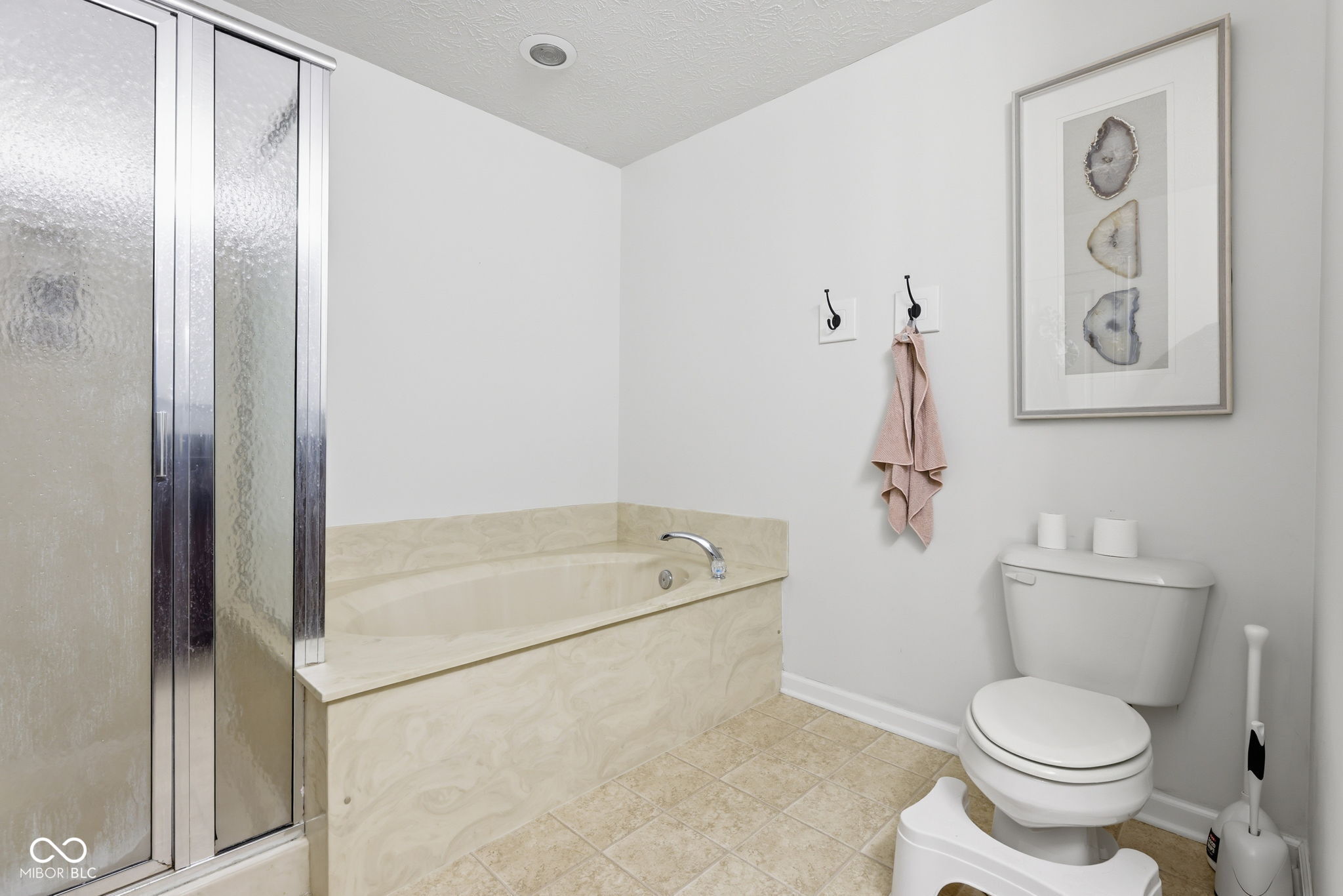 1010 Bard Lane