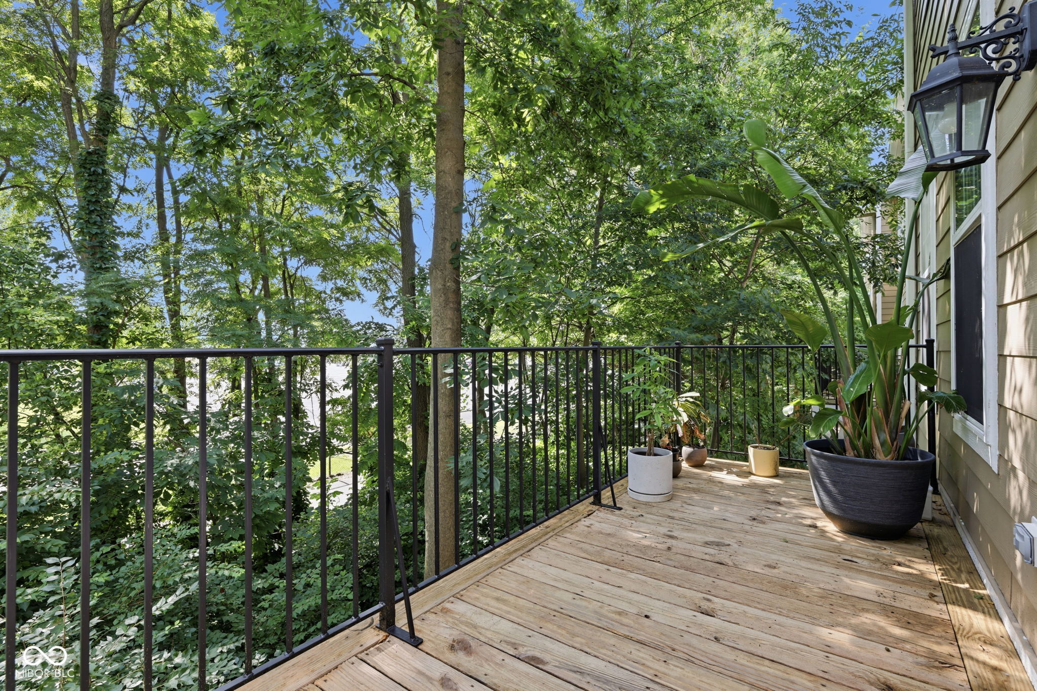 1010 Bard Lane