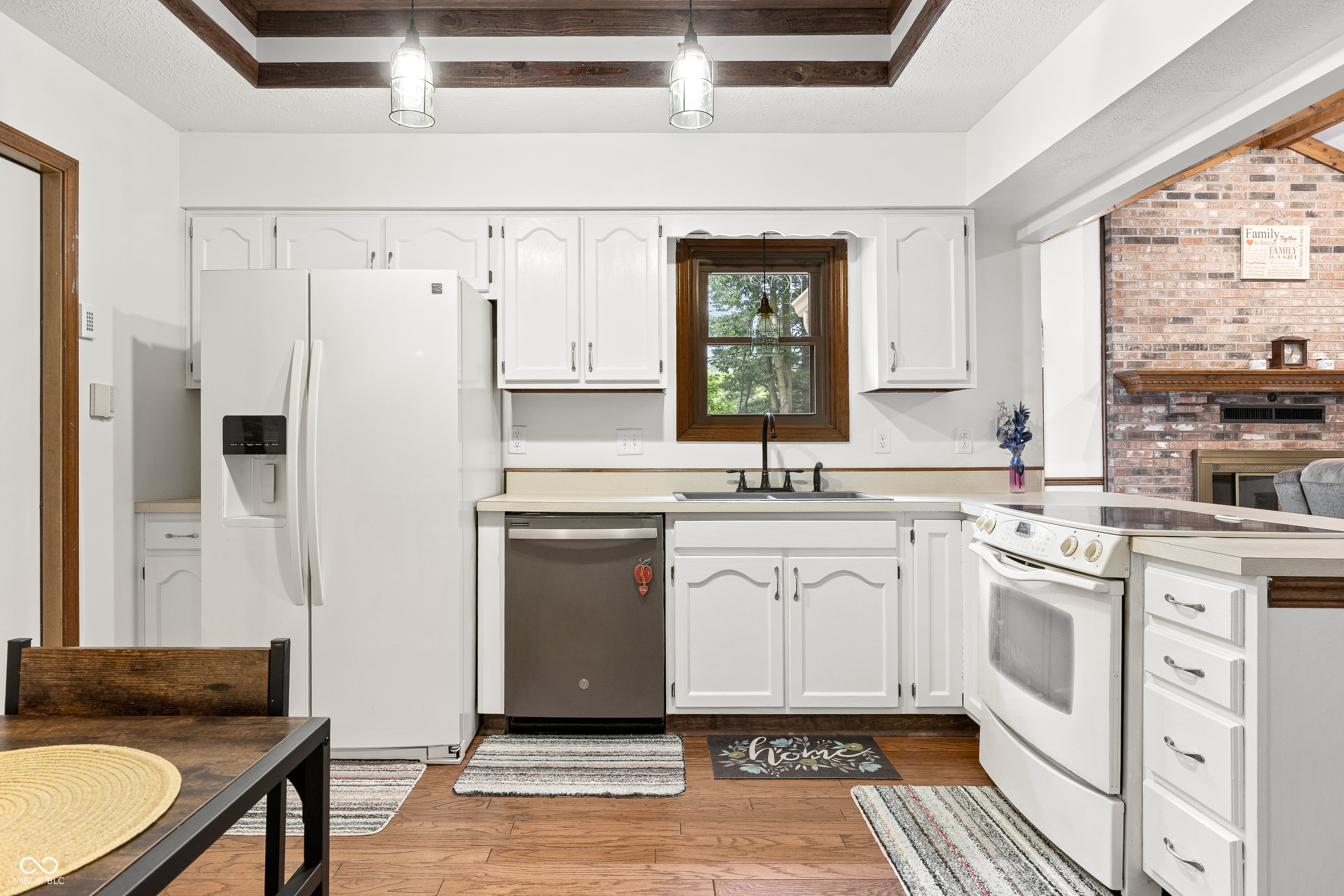 10332 Vandergriff Road
