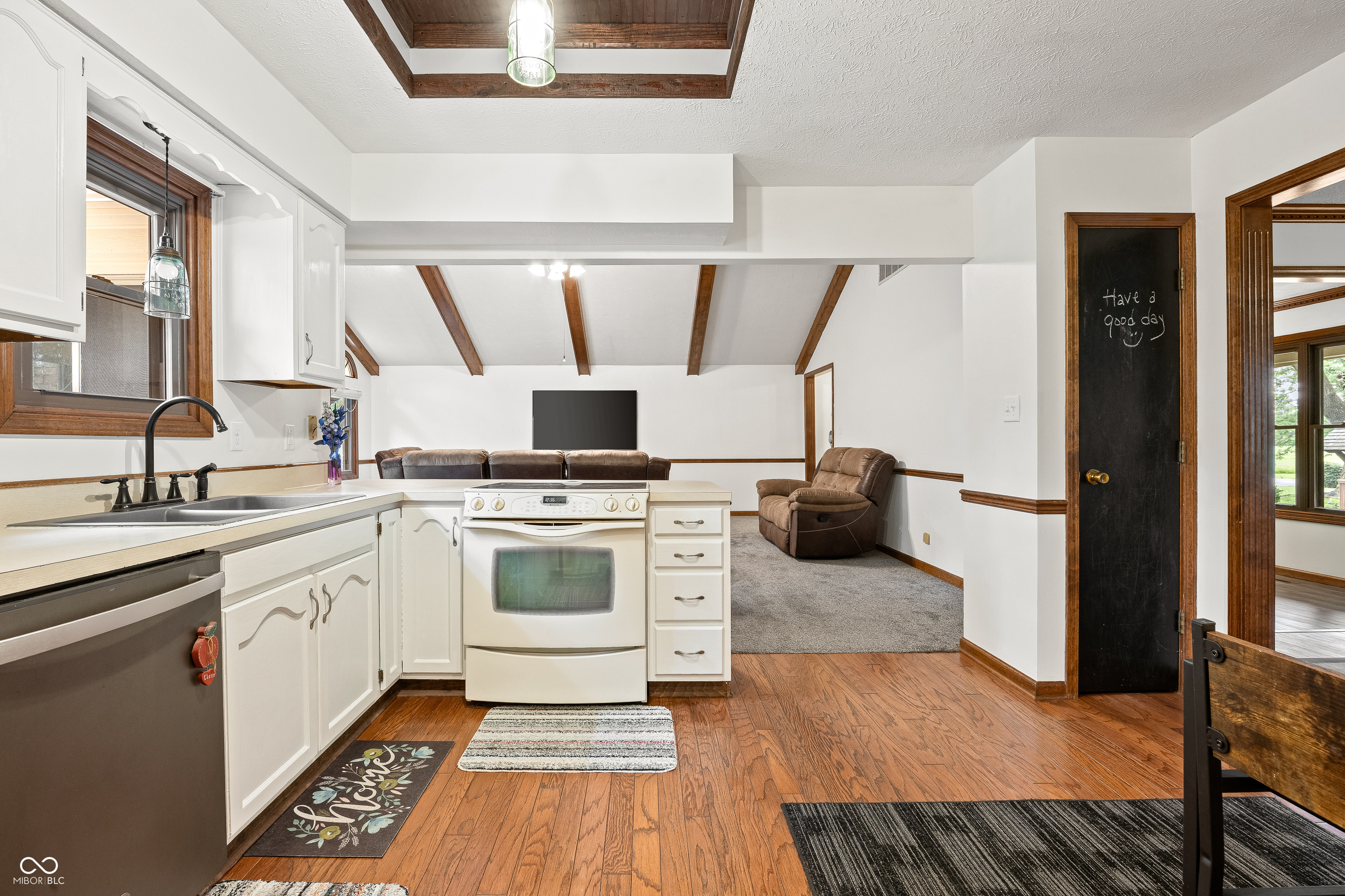 10332 Vandergriff Road