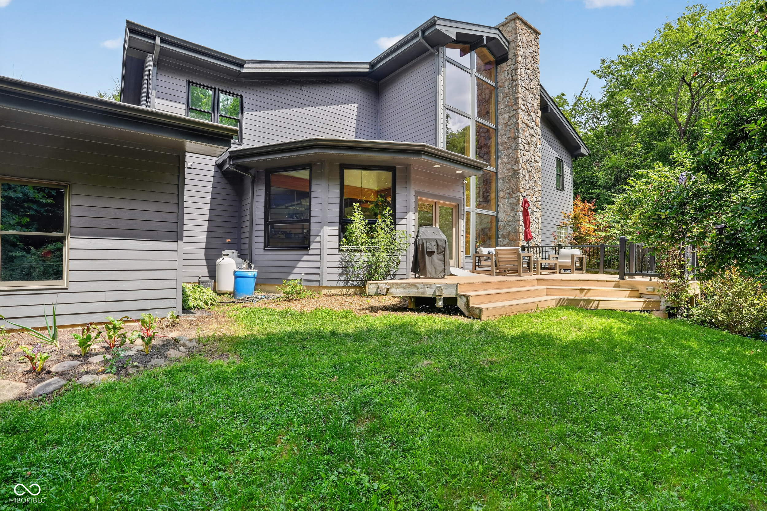 7575 N County Road 200 W