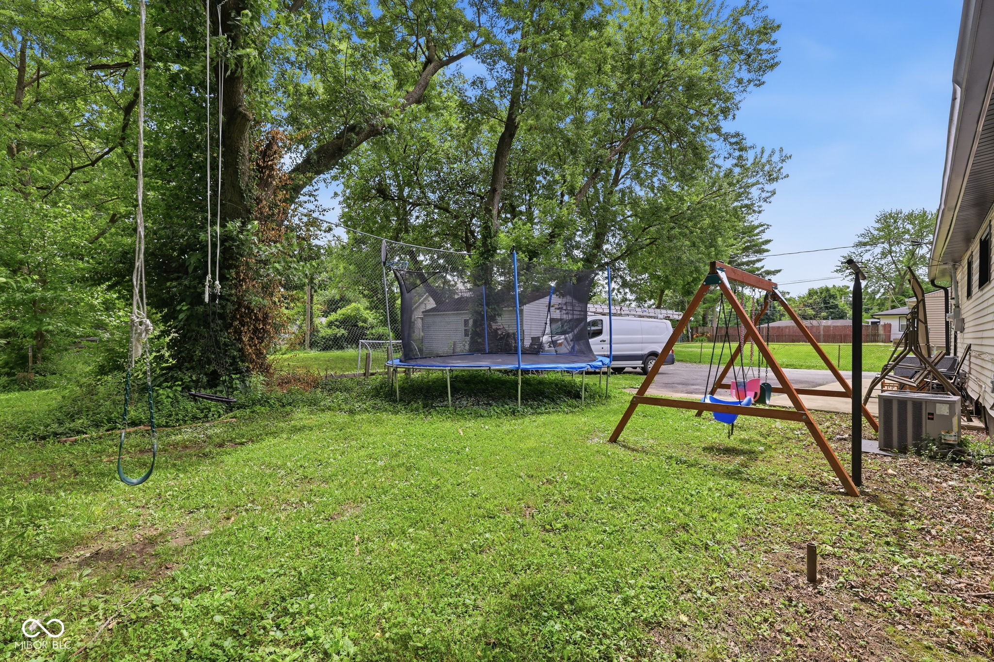 2825 Kristen Drive E