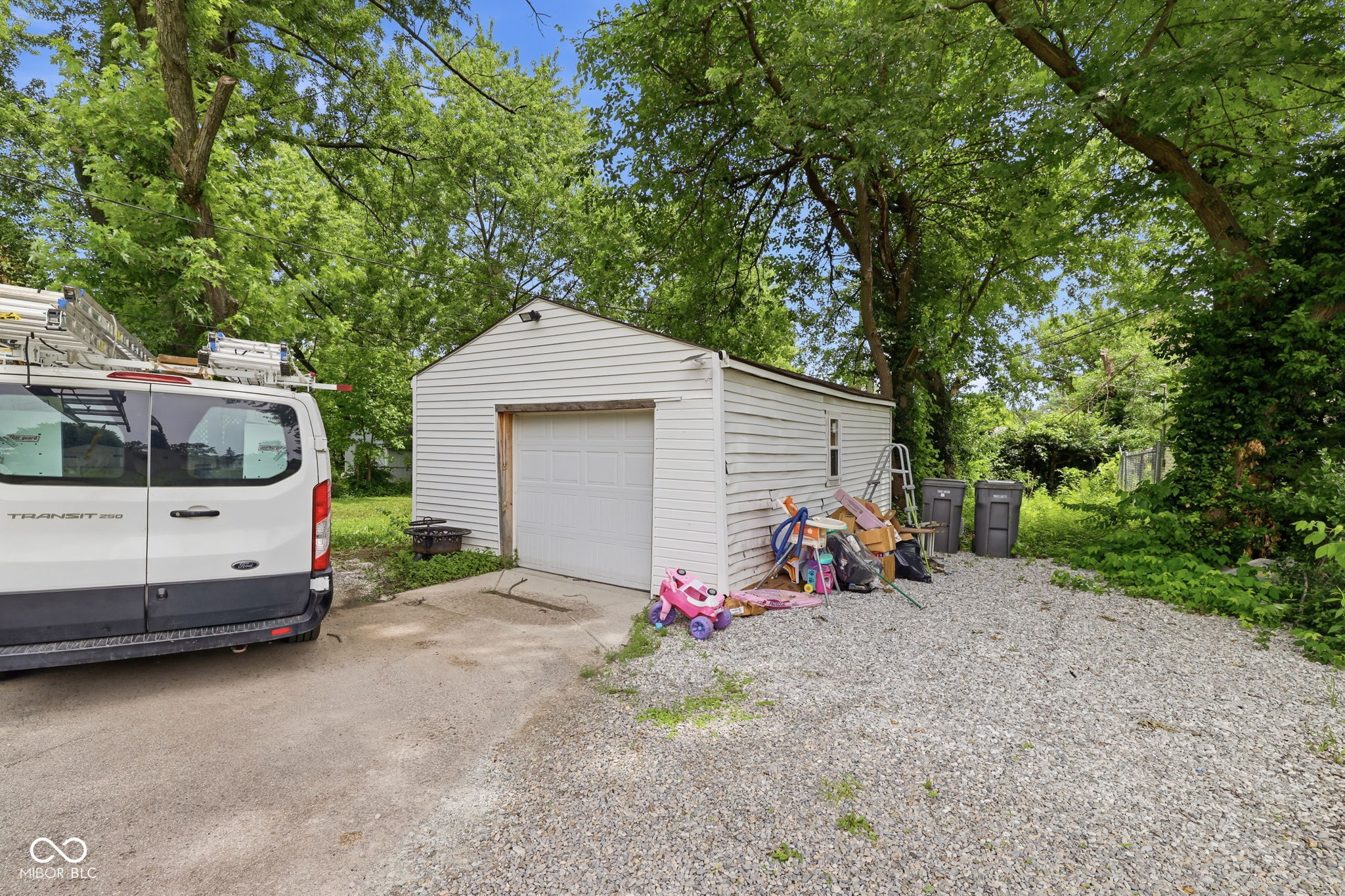 2825 Kristen Drive E