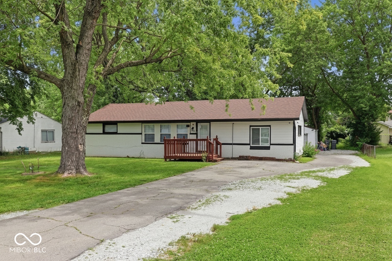 2825 Kristen Drive E