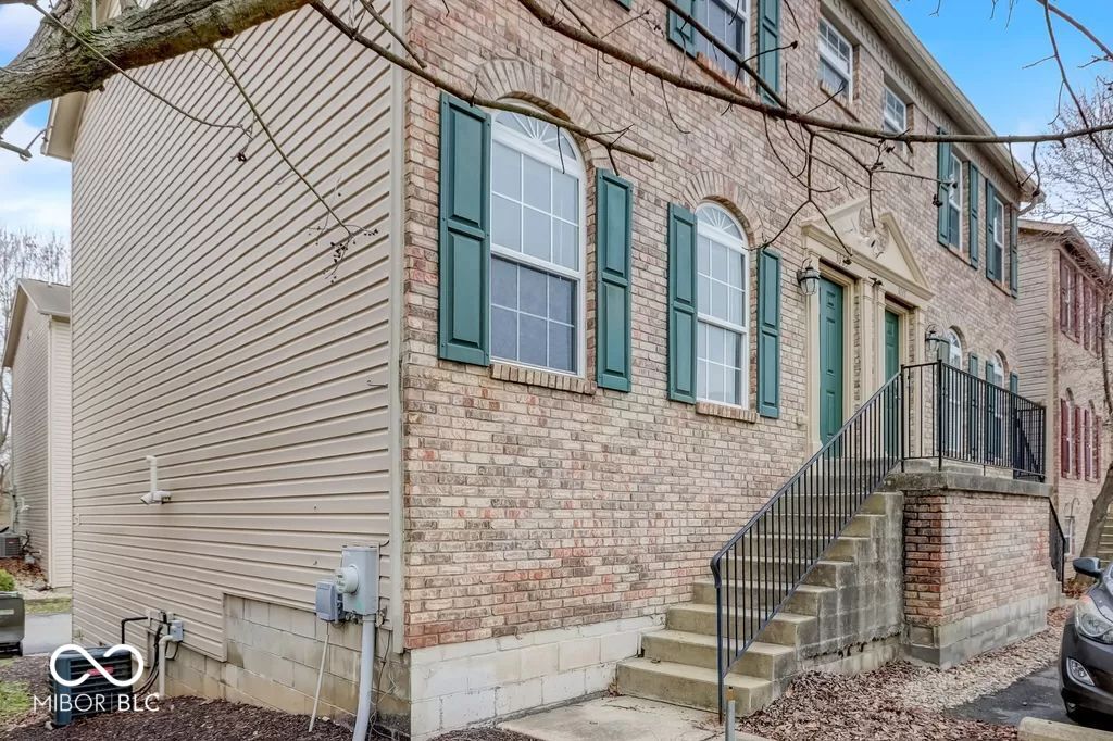 3083 Armory Drive