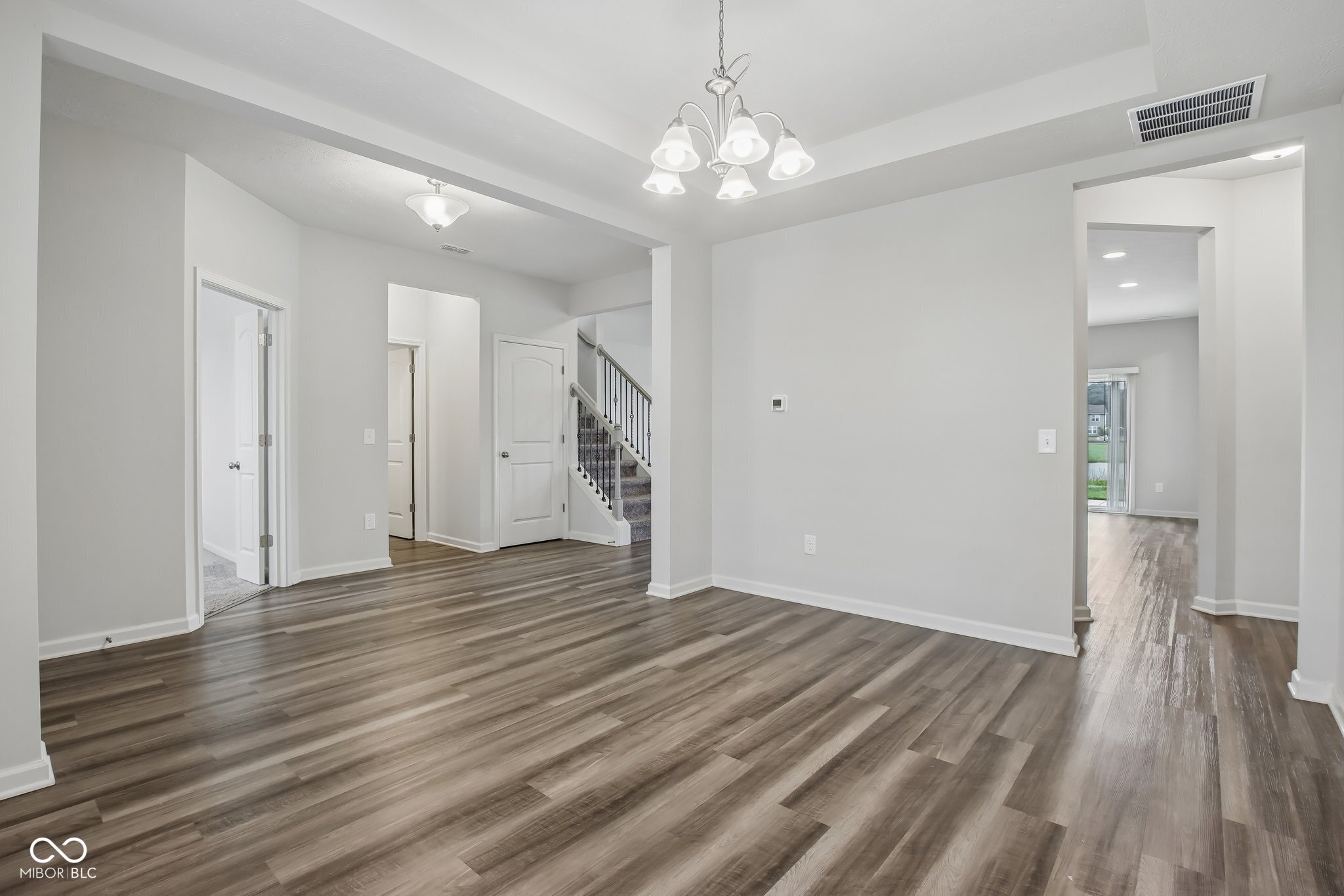 1438 Sunset Boulevard