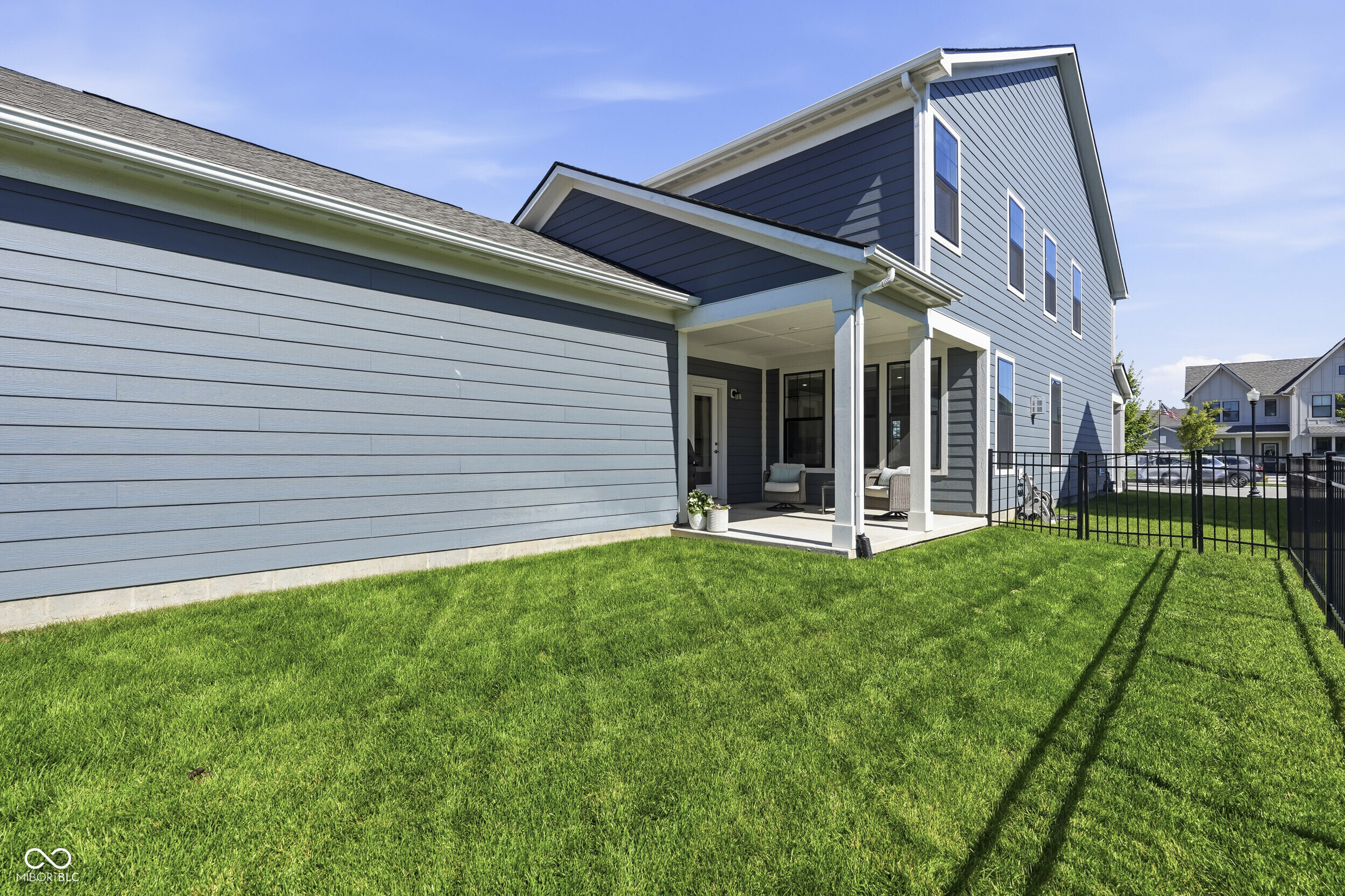 2301 W 171st Street