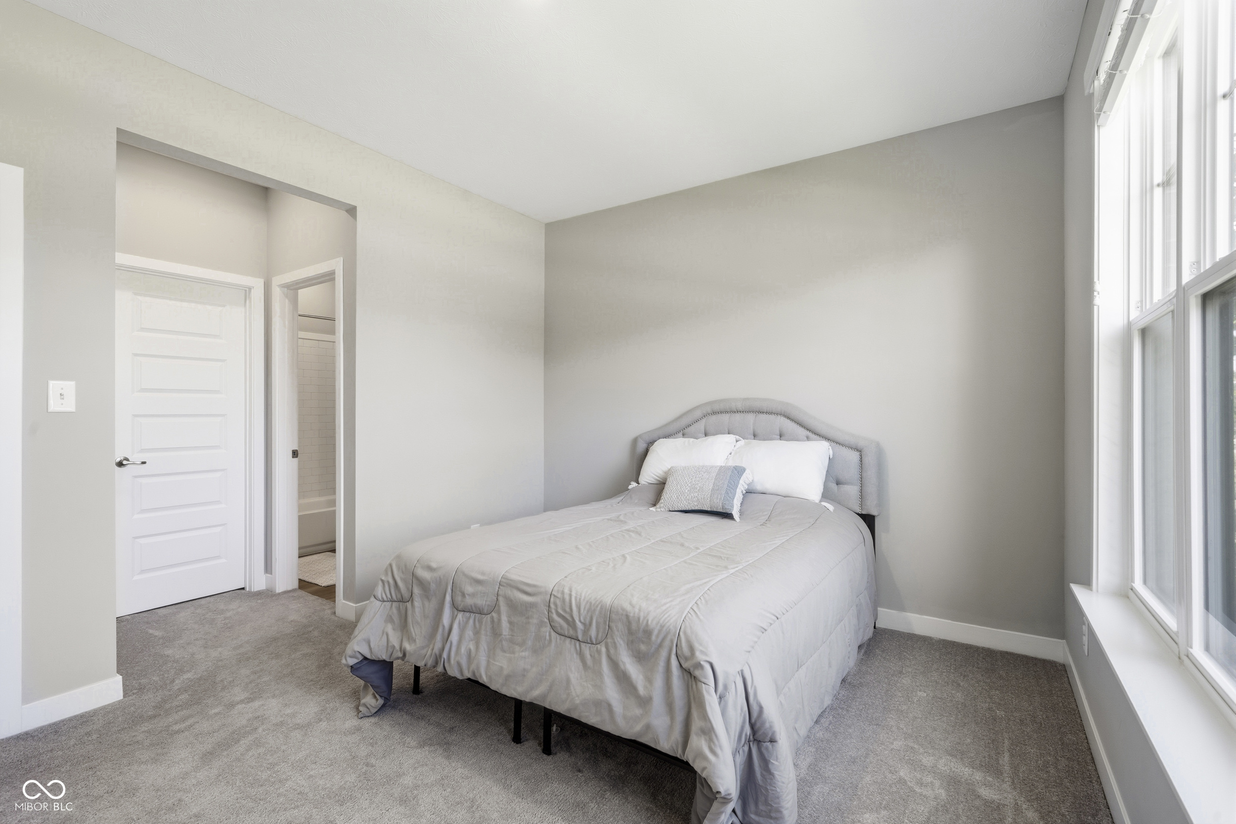 2301 W 171st Street
