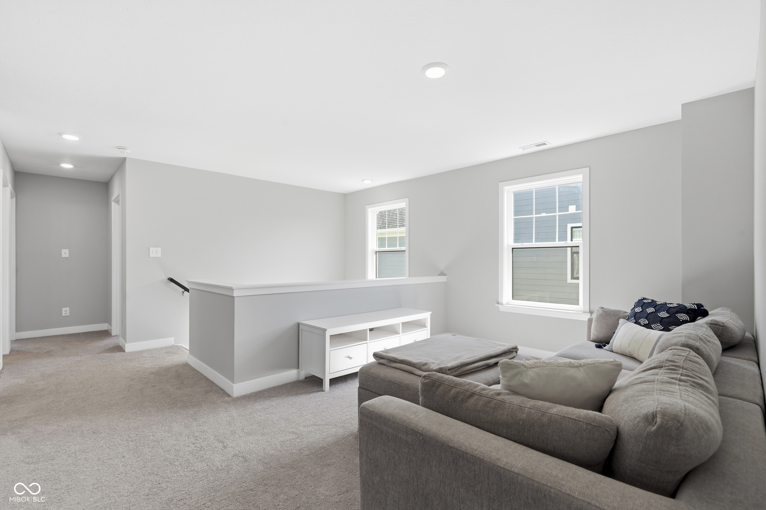 2301 W 171st Street
