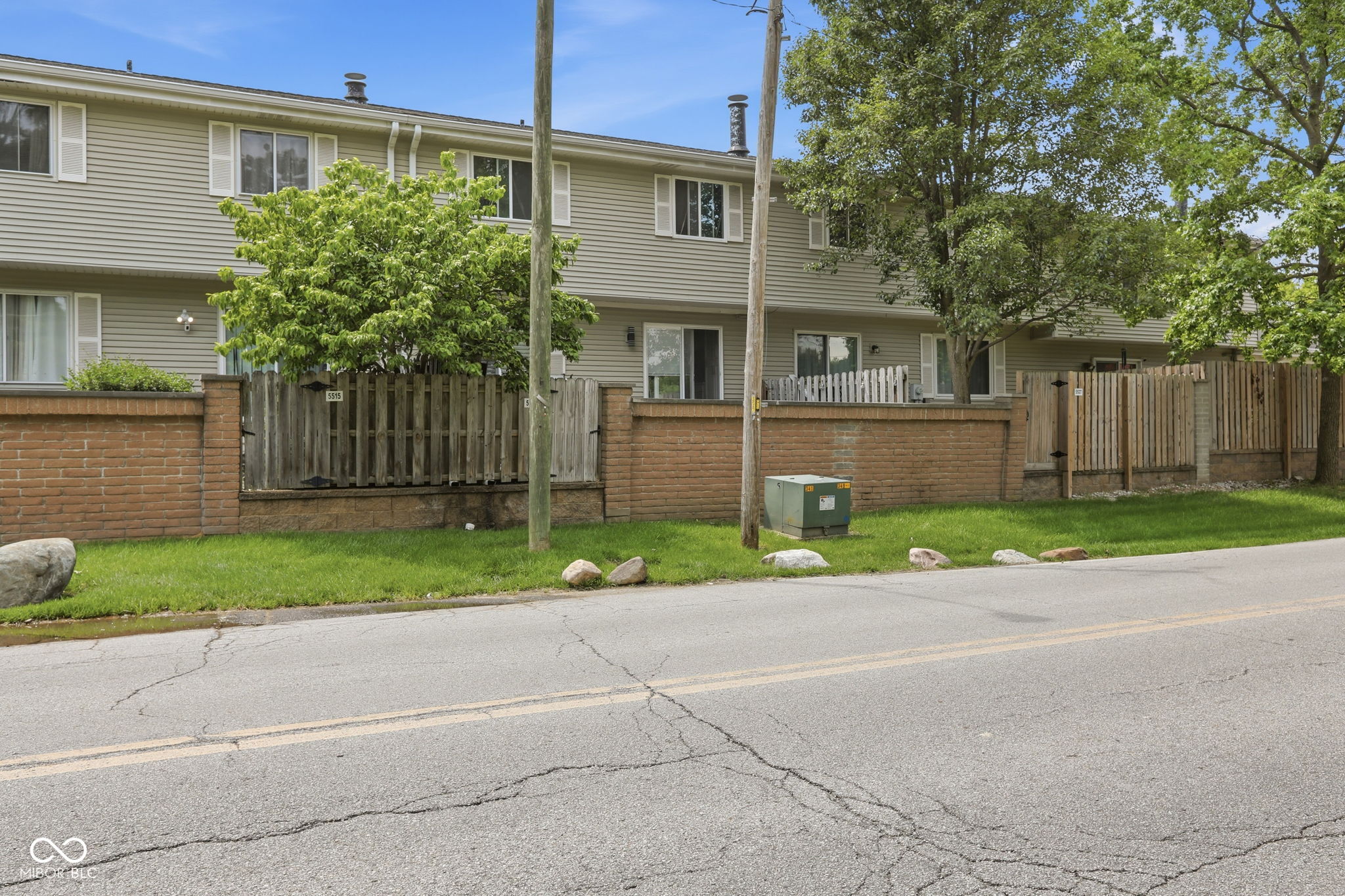 5521 Vin Rose Lane