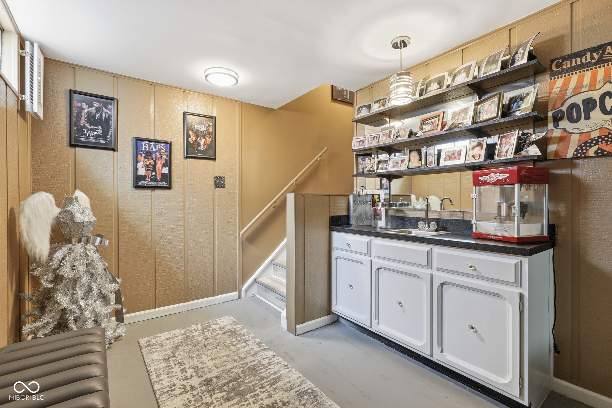 5521 Vin Rose Lane