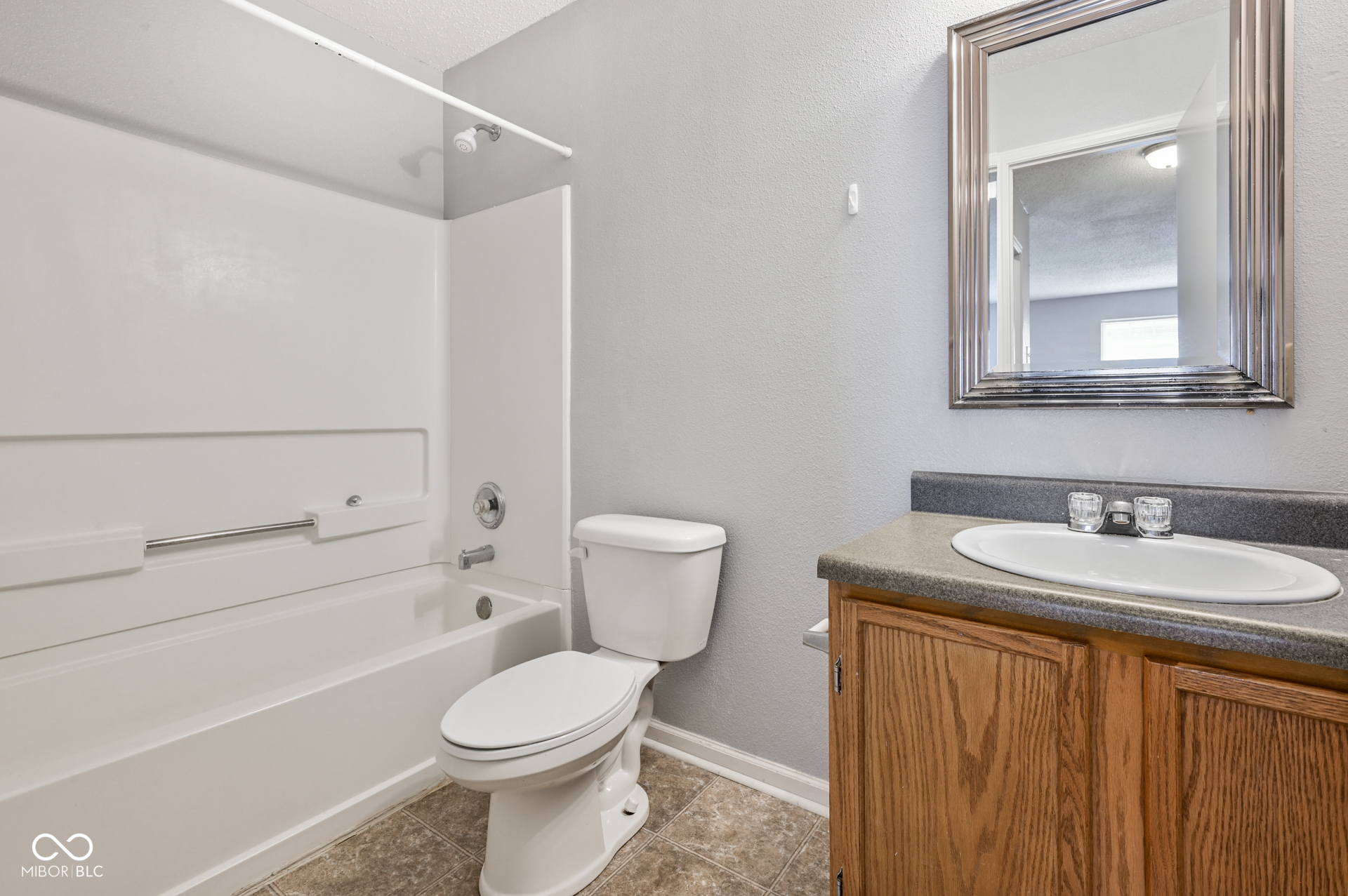 1804 Feather Reed Lane