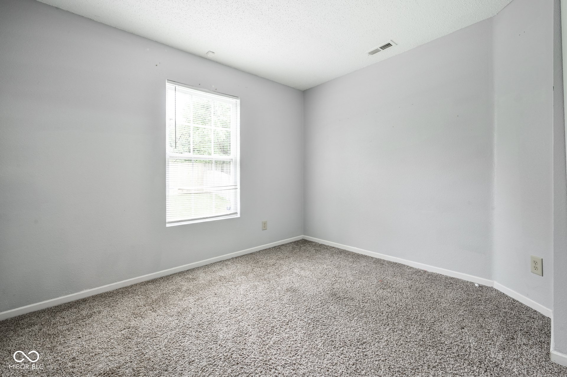 1804 Feather Reed Lane