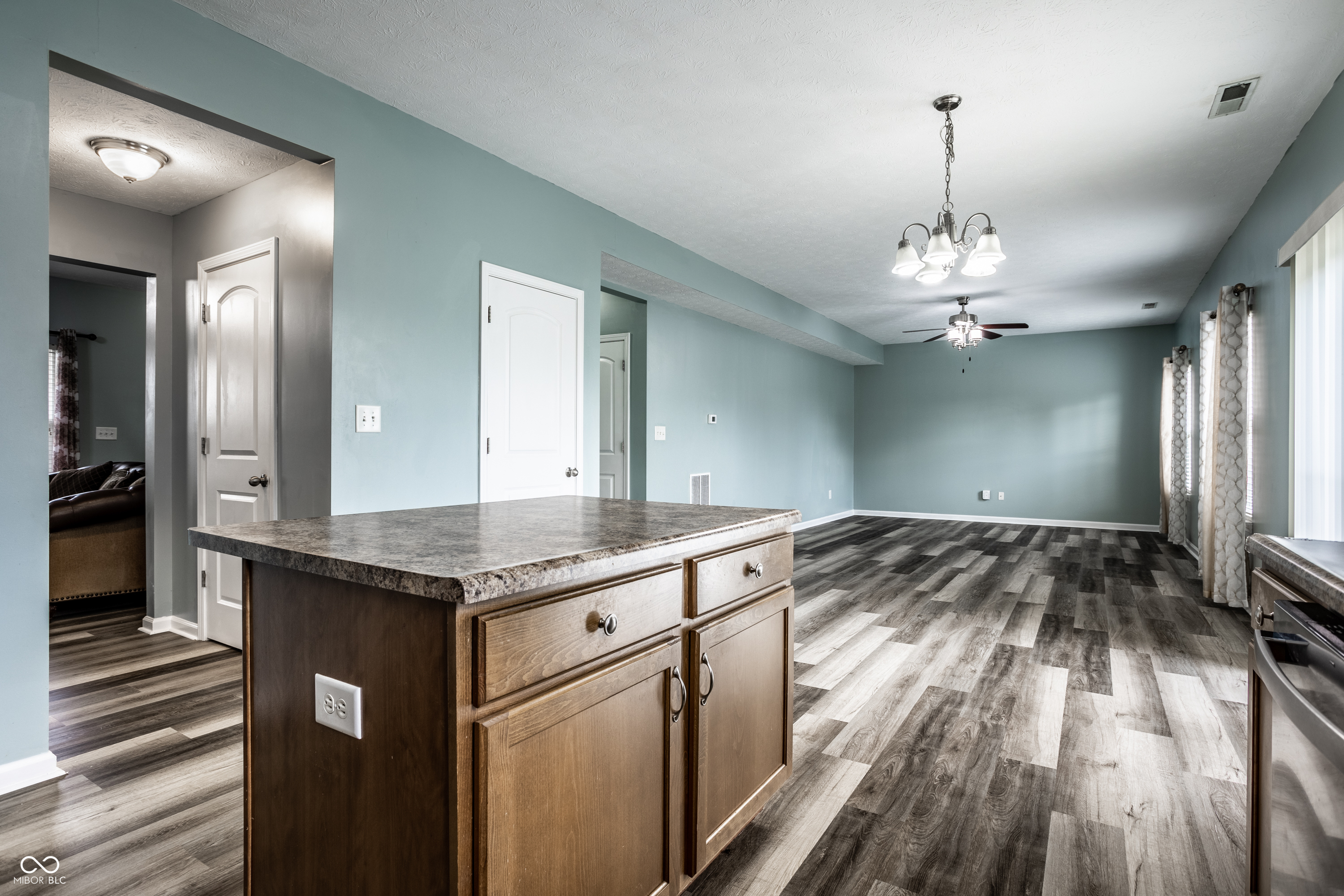 12435 Schoolhouse Road