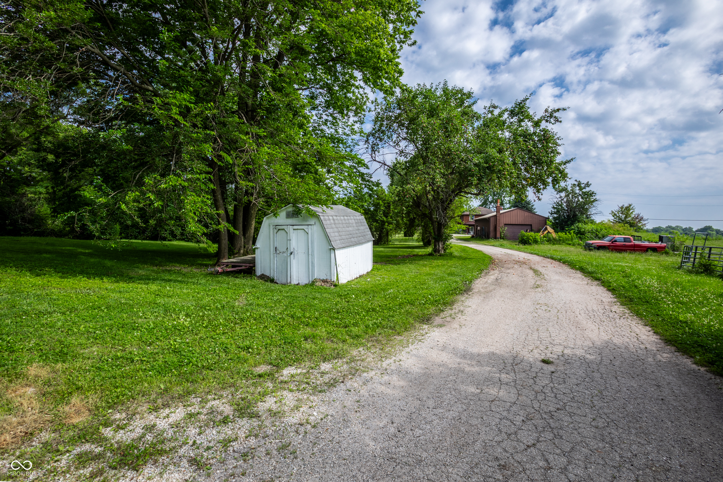 1721 E County Road 400 S