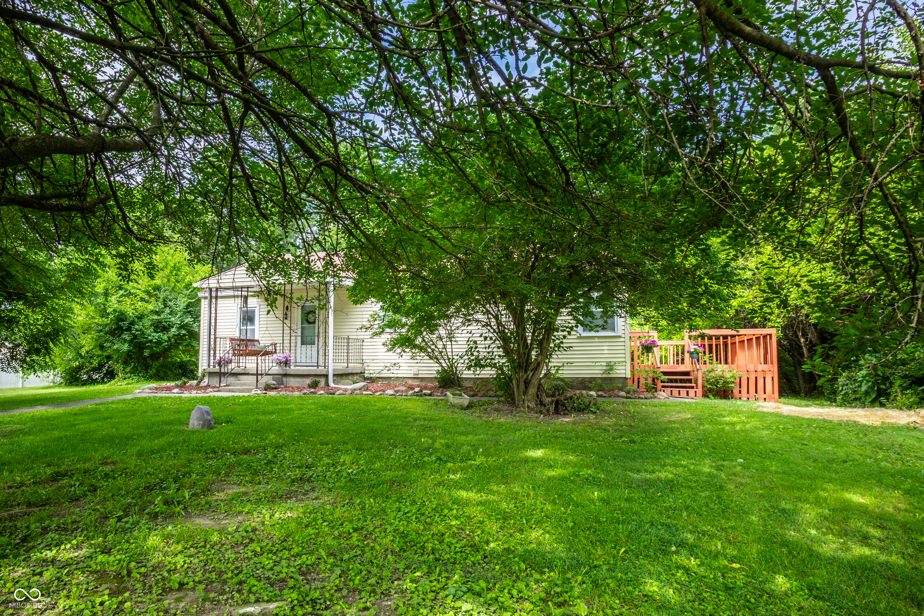 1721 E County Road 400 S